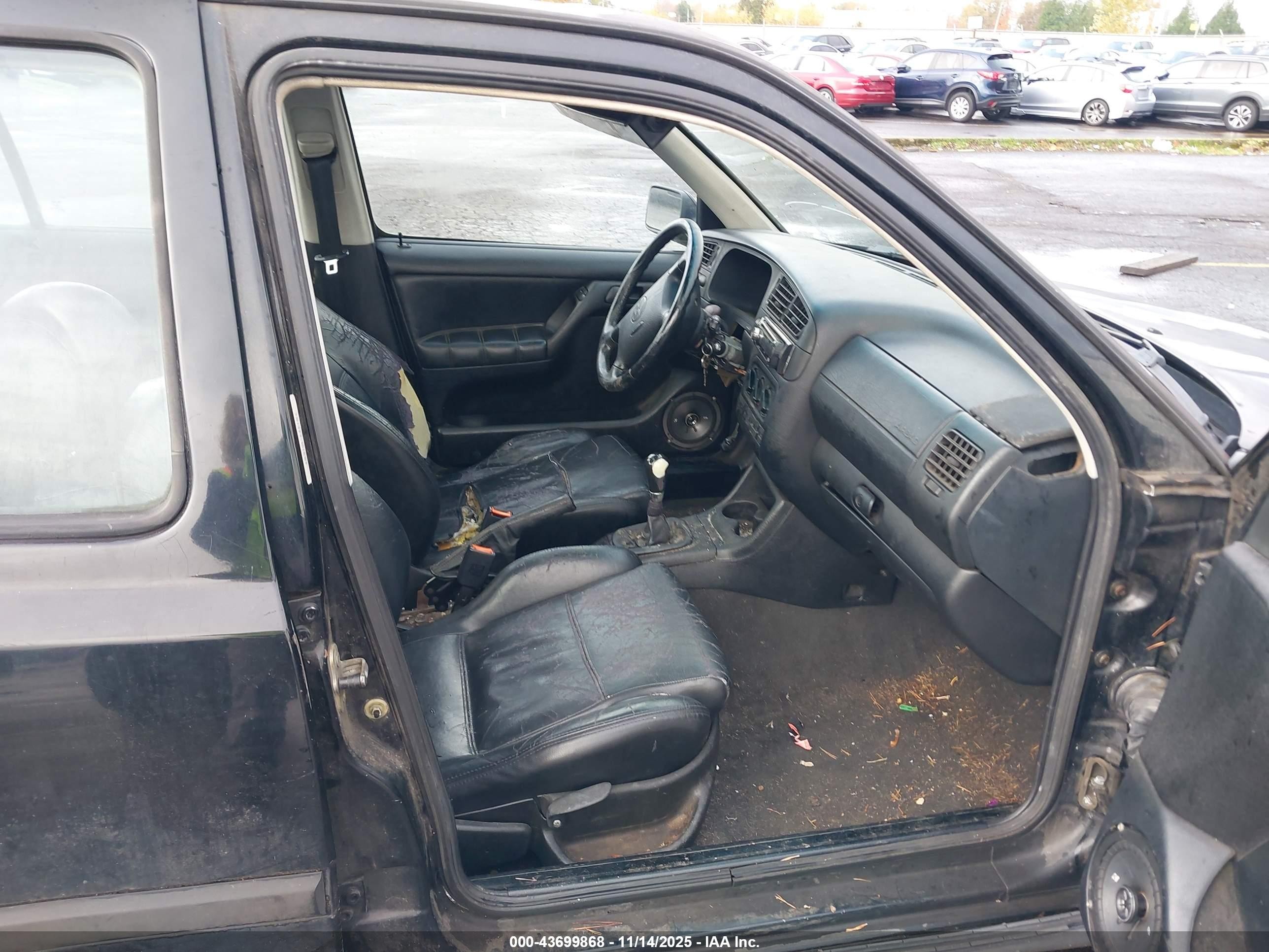 1998 Volkswagen Jetta Glx Black vin: 3VWTD81H9WM243460