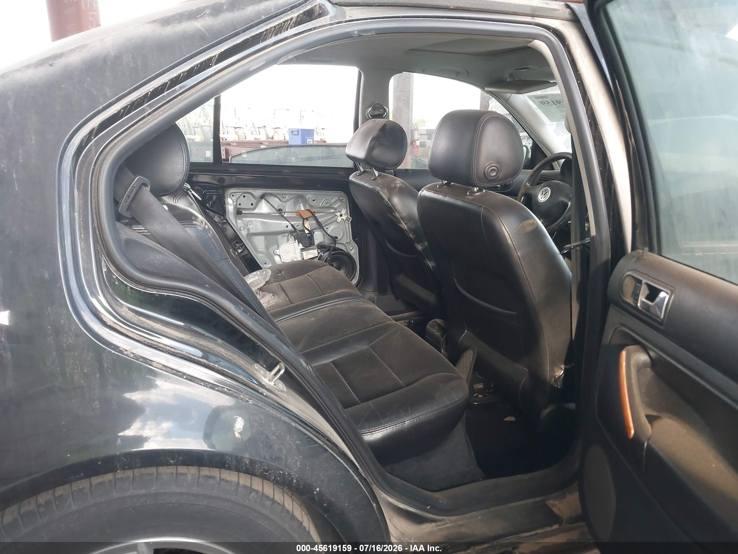 2001 Volkswagen Jetta Glx Black vin: 3VWTG29M81M028876