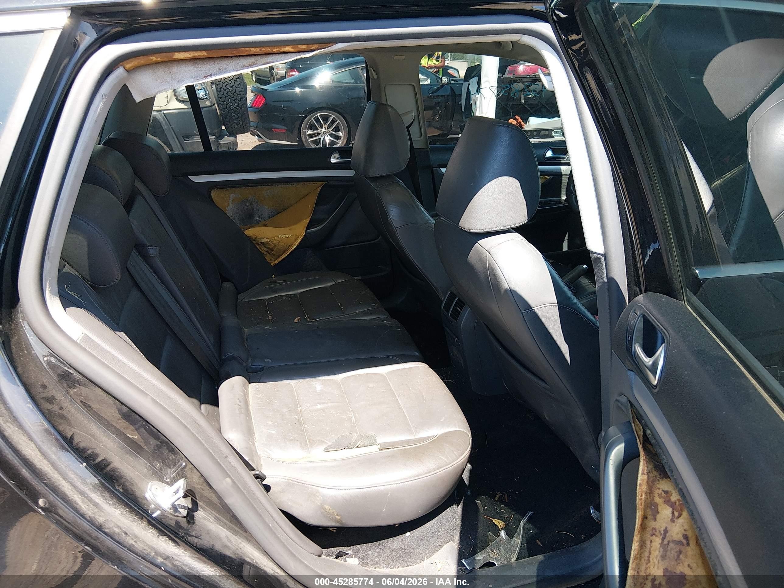 2009 Volkswagen Jetta 2.0t Sel Черный vin: 3VWTJ71K59M288737