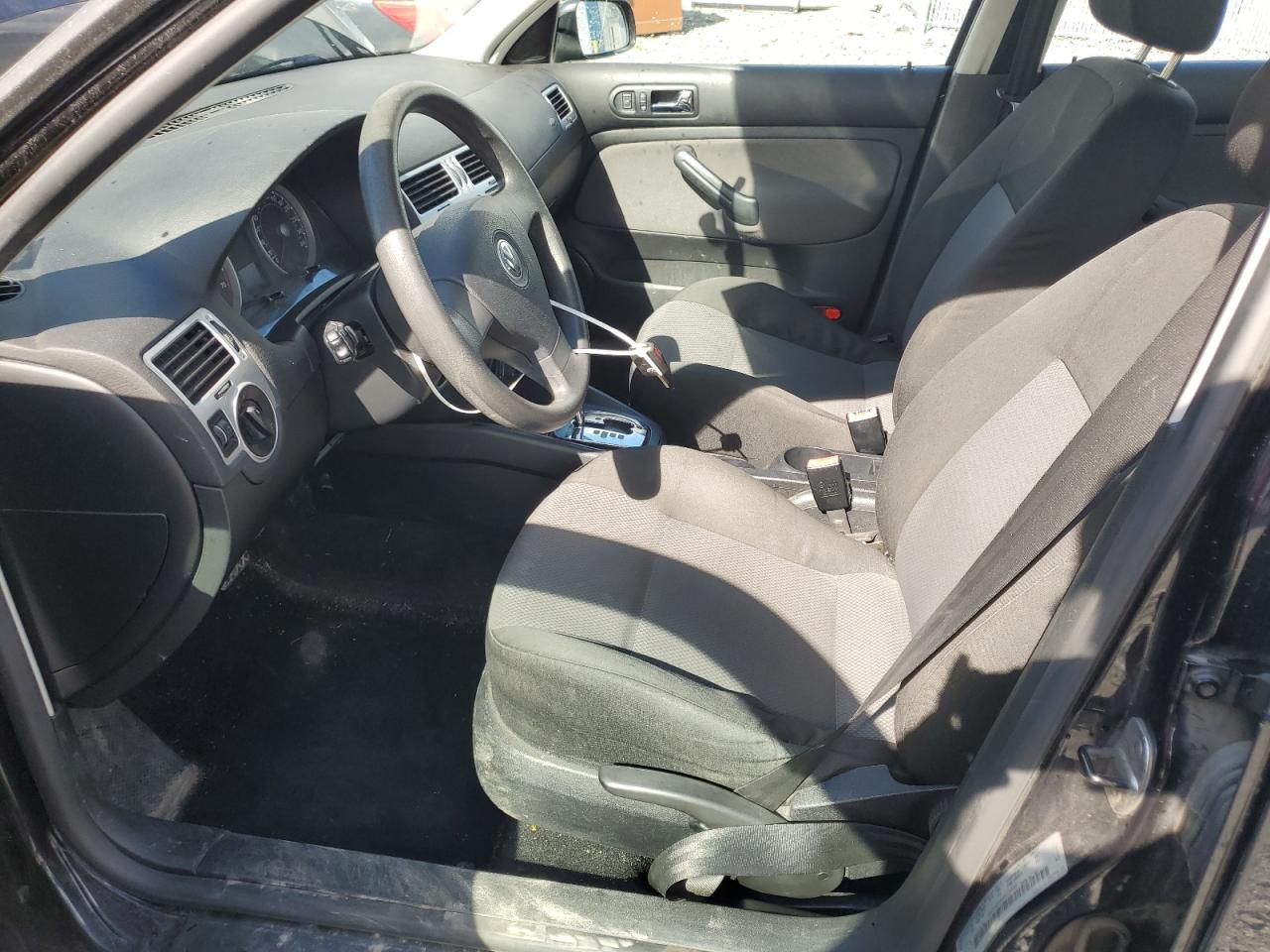 2009 Volkswagen City Jetta Black vin: 3VWTK49M49M610480