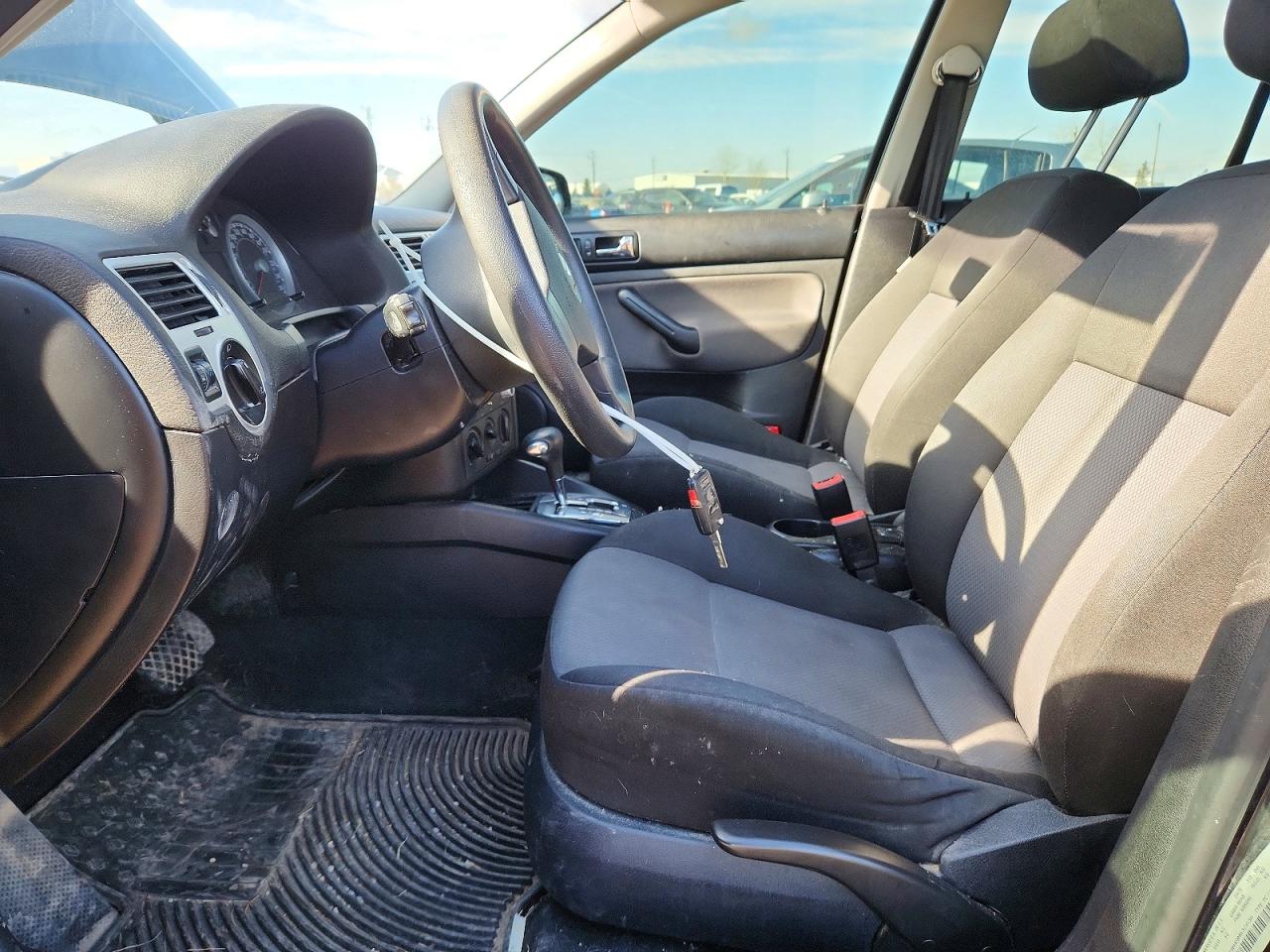2009 Volkswagen City Jetta Black vin: 3VWTK69M49M632636