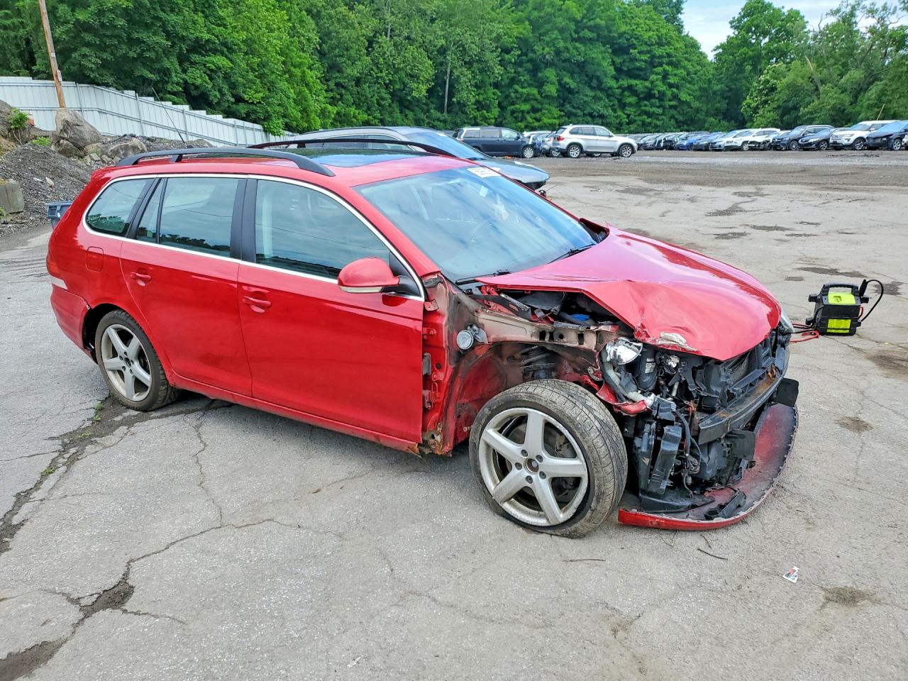 2009 Volkswagen Jetta Tdi Red vin: 3VWTL71K39M348136