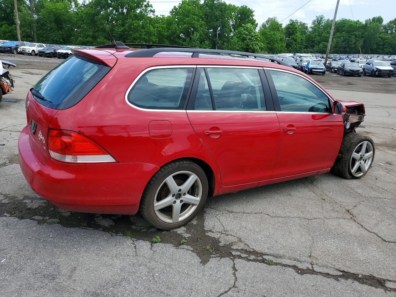 2009 Volkswagen Jetta Tdi Red vin: 3VWTL71K39M348136