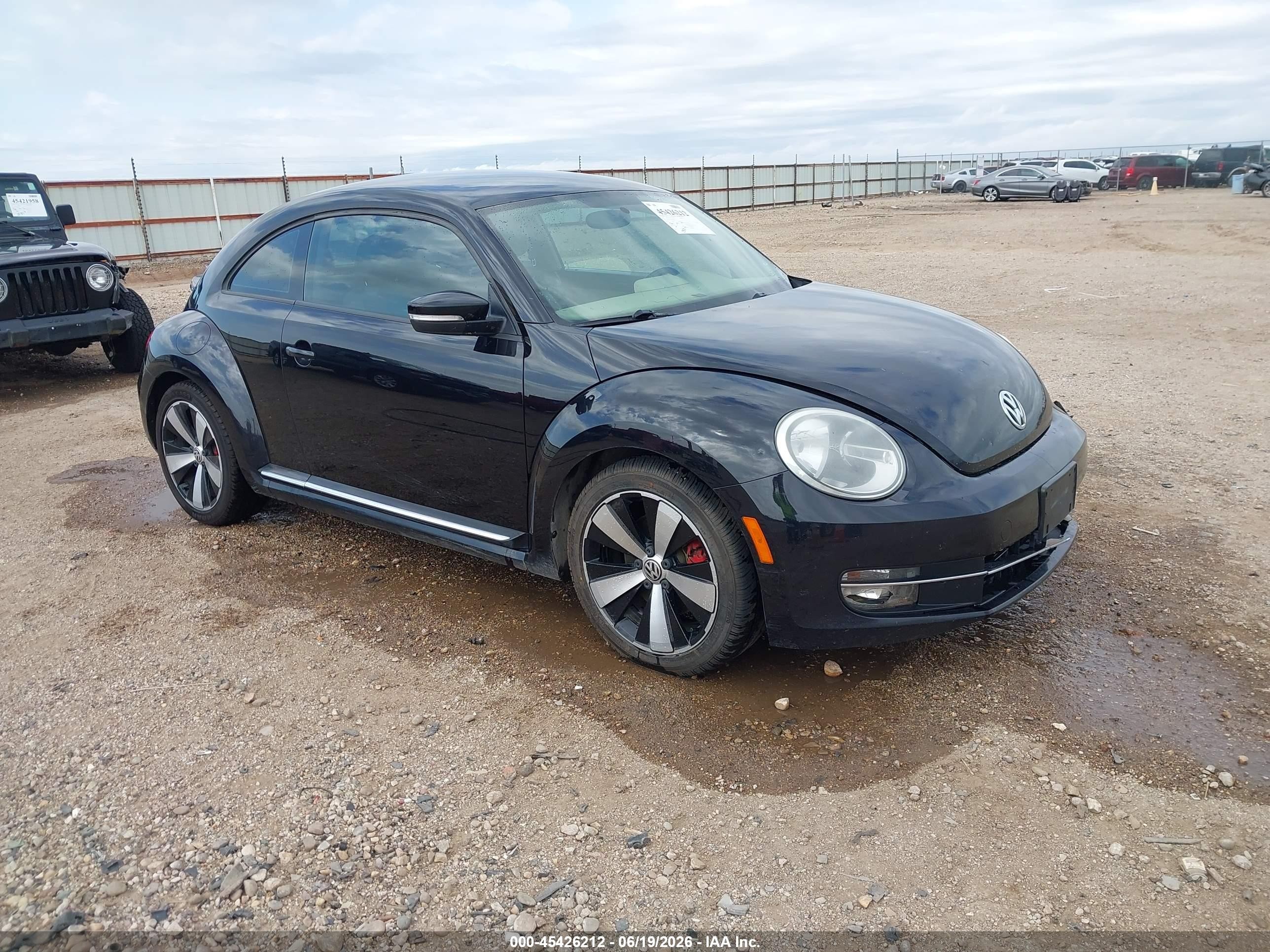 2013 Volkswagen Beetle 2.0t Turbo Black vin: 3VWV67AT0DM608932