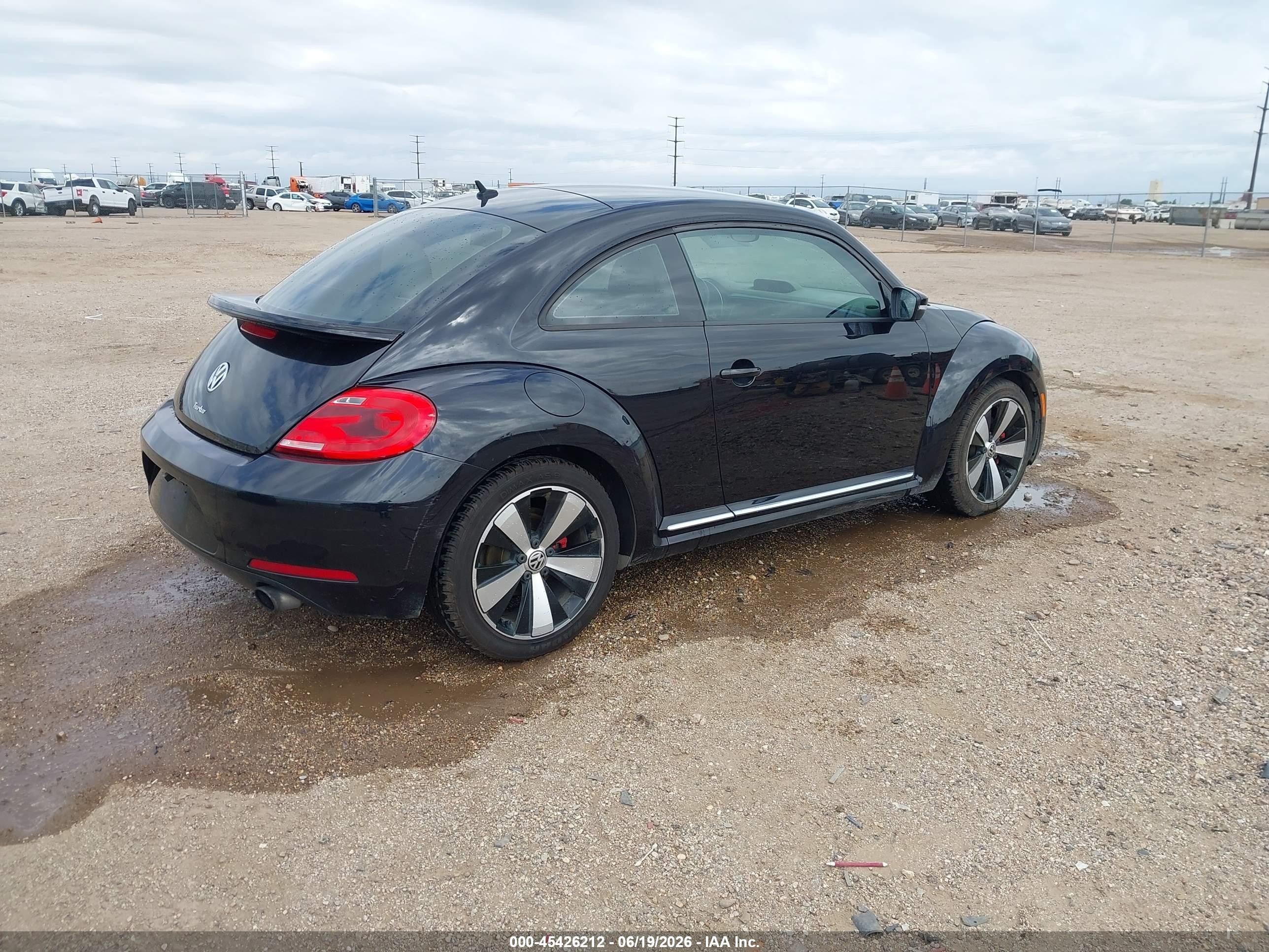 2013 Volkswagen Beetle 2.0t Turbo Black vin: 3VWV67AT0DM608932