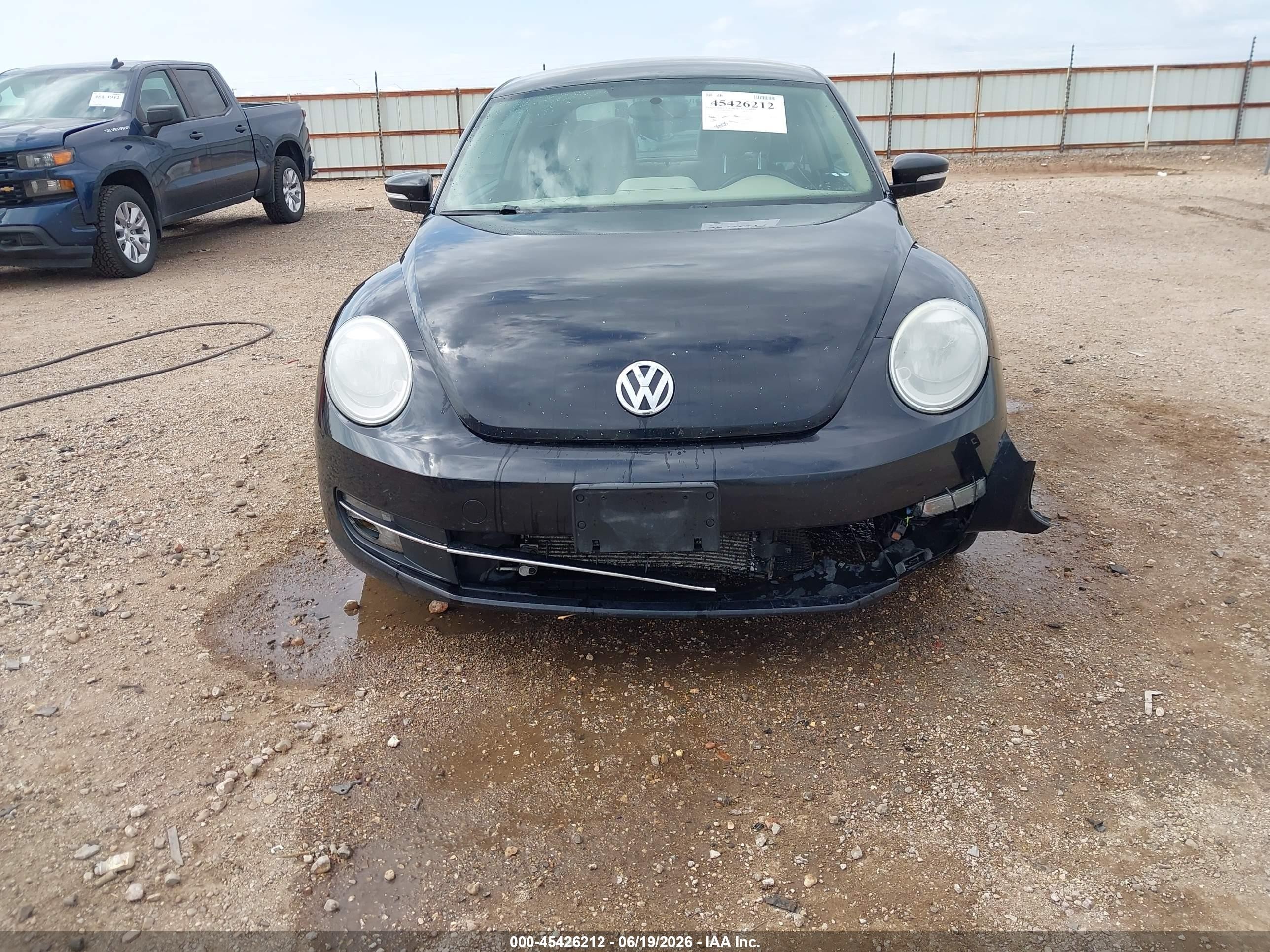 2013 Volkswagen Beetle 2.0t Turbo Black vin: 3VWV67AT0DM608932