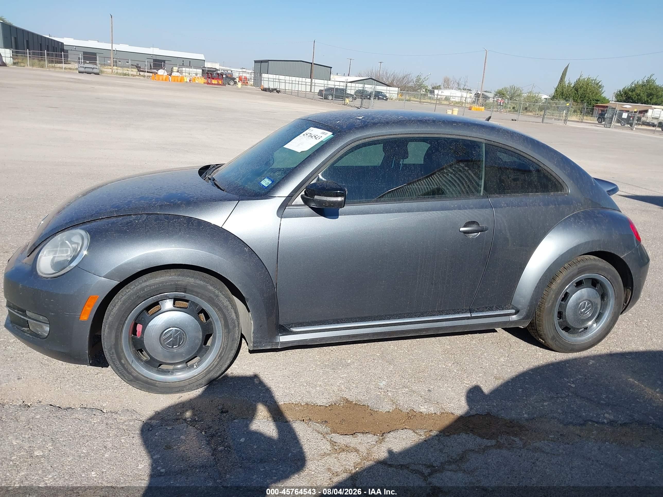 2013 Volkswagen Beetle 2.0t Turbo Gray vin: 3VWV67AT2DM606597