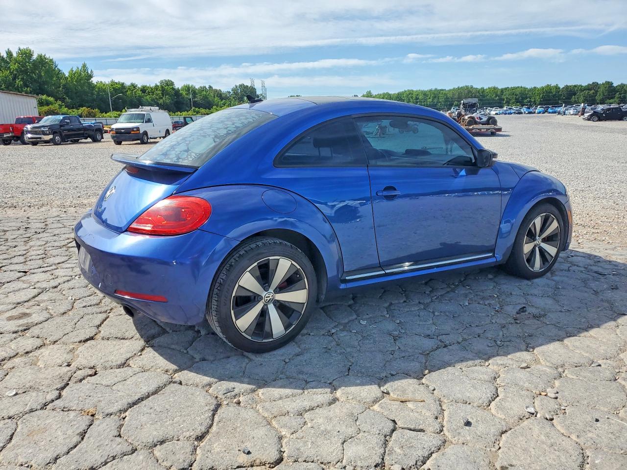 2013 Volkswagen Beetle Turbo Синий vin: 3VWV67AT2DM616420