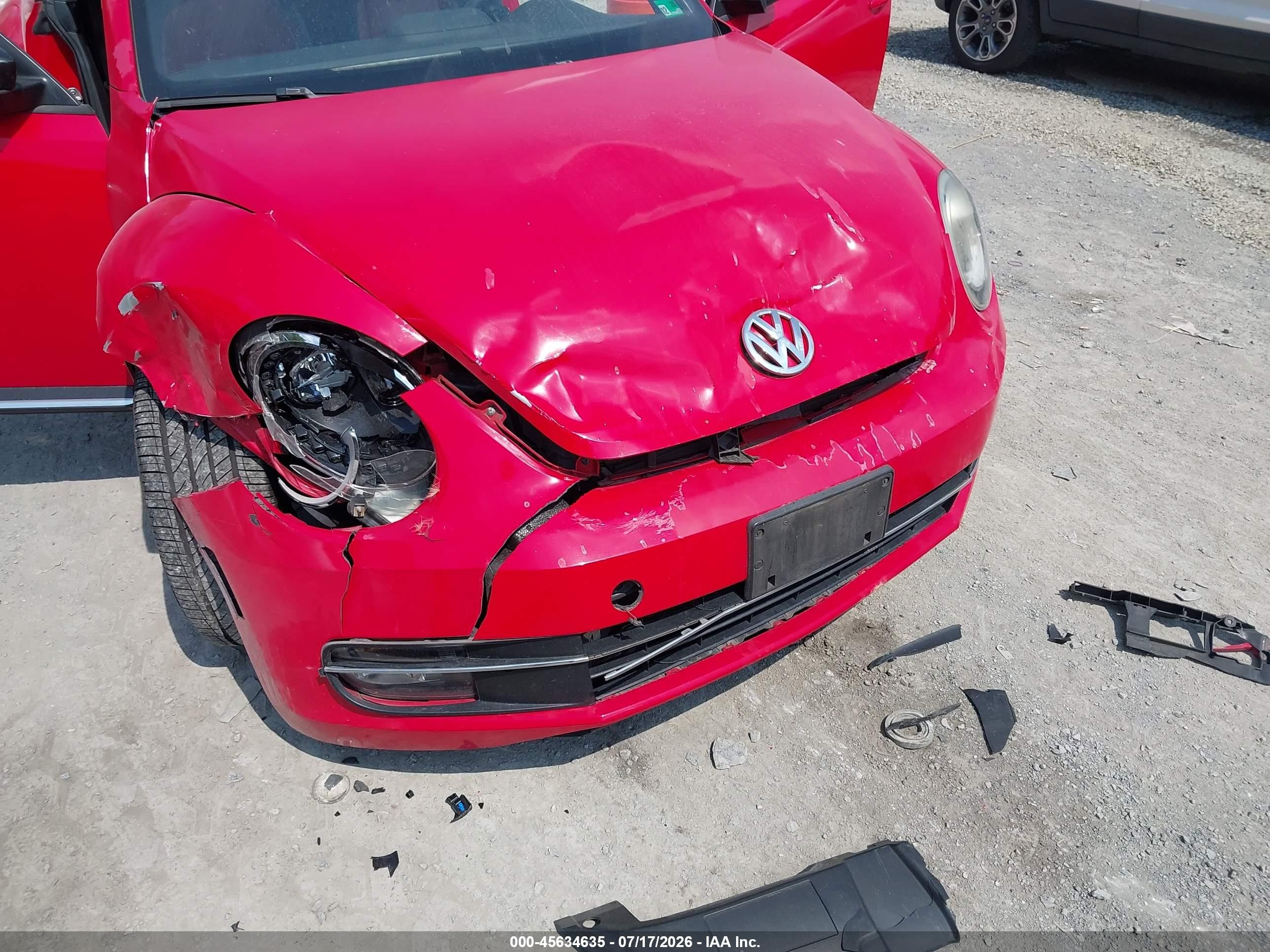 2013 Volkswagen Beetle 2.0t Turbo Red vin: 3VWV67AT6DM662302