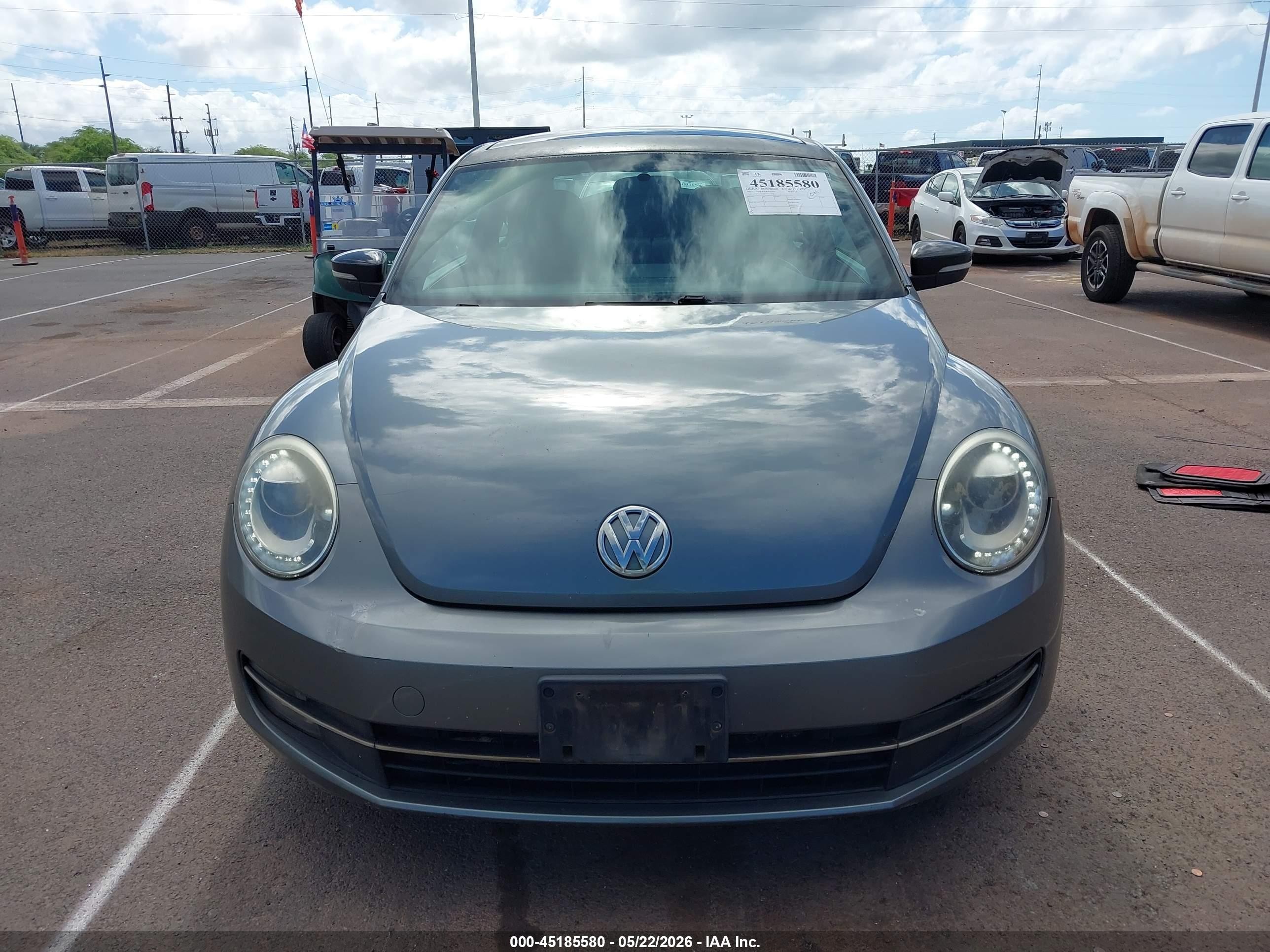 2013 Volkswagen Beetle 2.0t Turbo Gray vin: 3VWV67ATXDM614852
