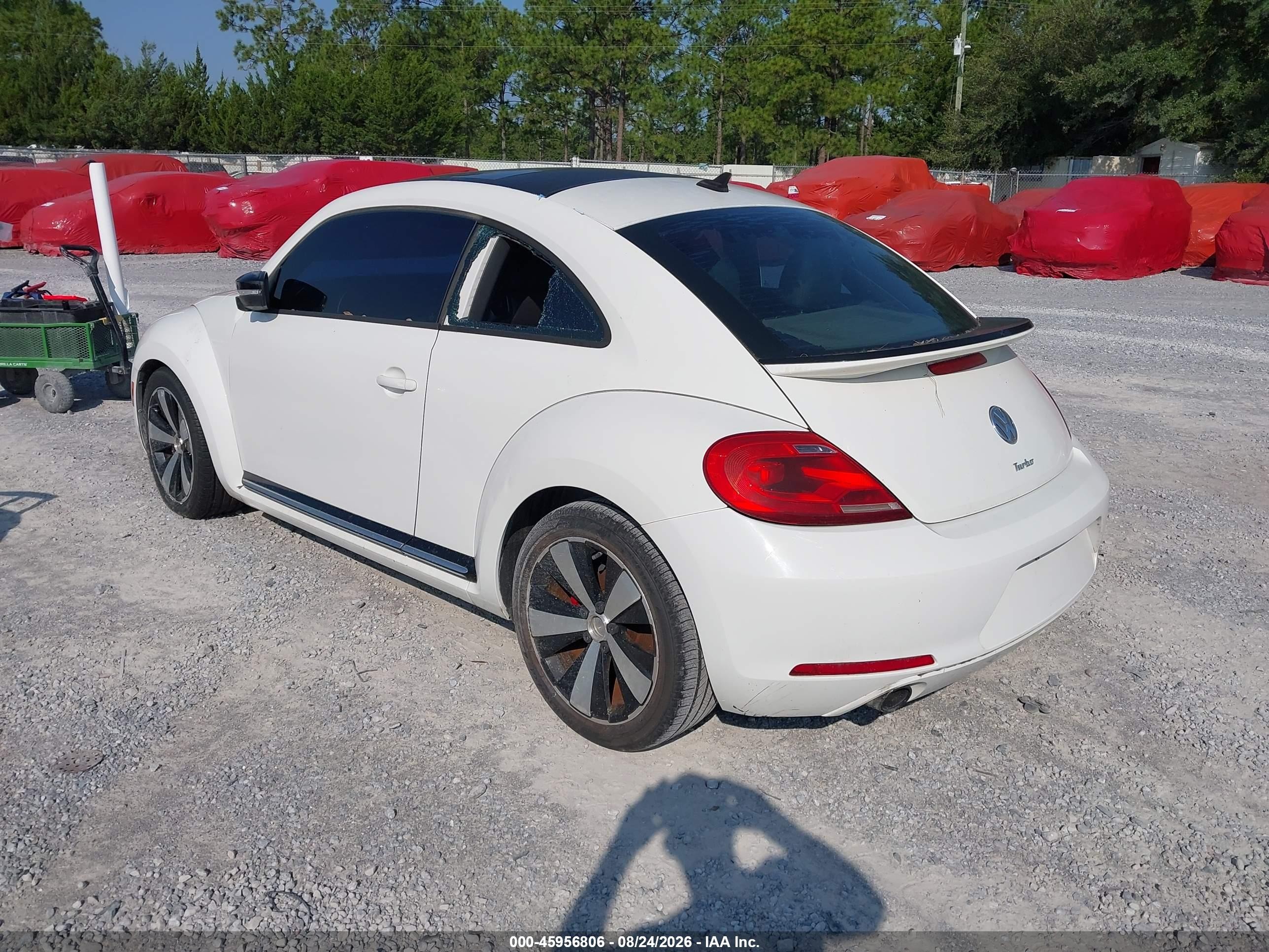 2012 Volkswagen Beetle 2.0t Turbo White vin: 3VWV87AT8CM625454