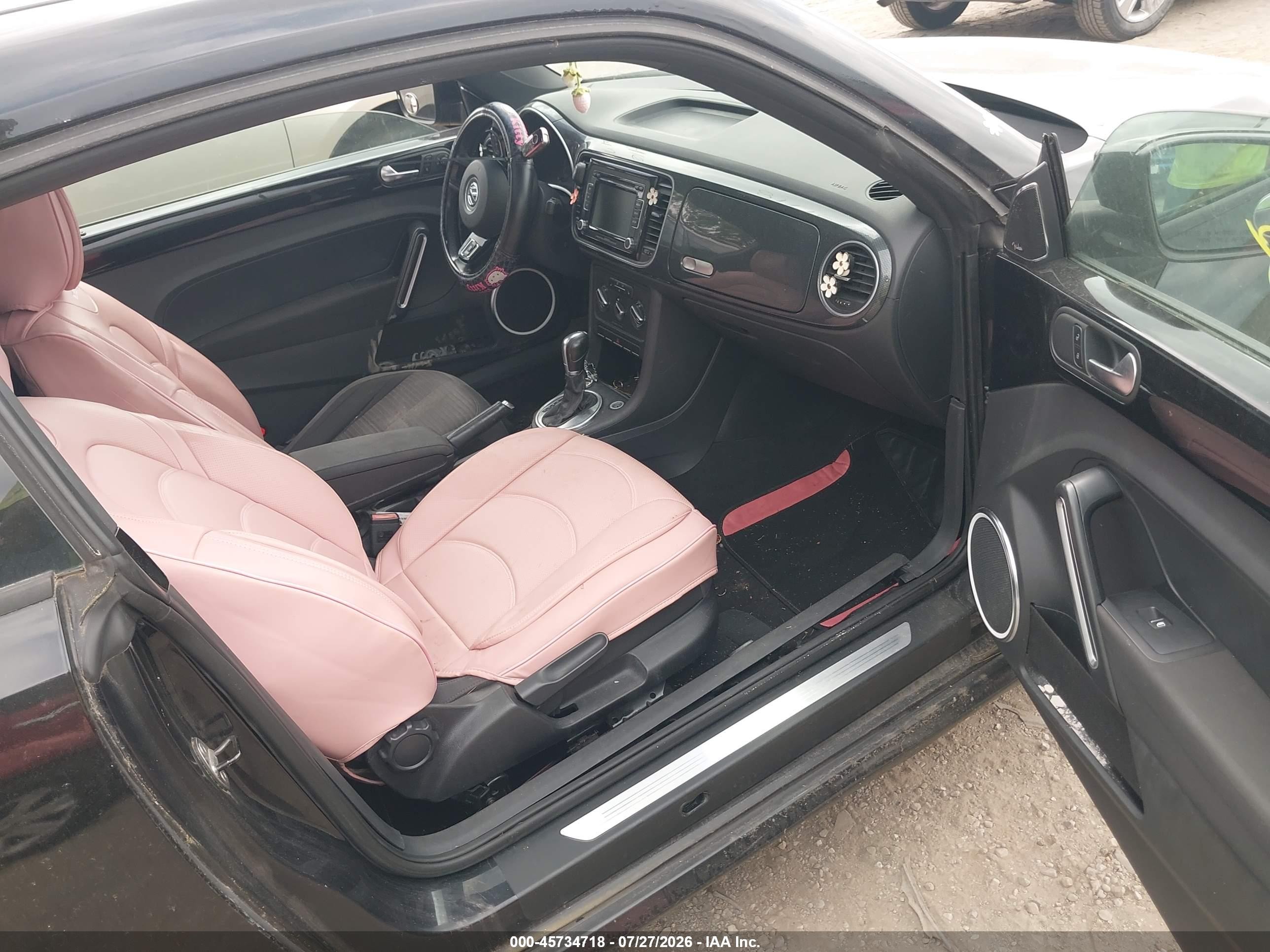 2012 Volkswagen Beetle 2.0t Turbo Black vin: 3VWVA7AT0CM616851
