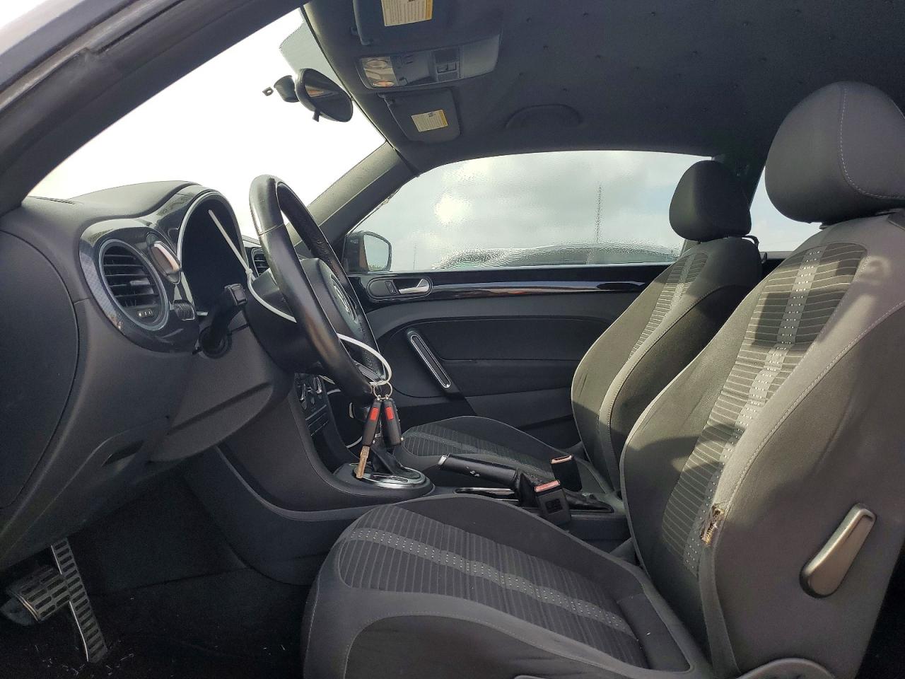 2012 Volkswagen Beetle Turbo Черный vin: 3VWVA7AT0CM621306