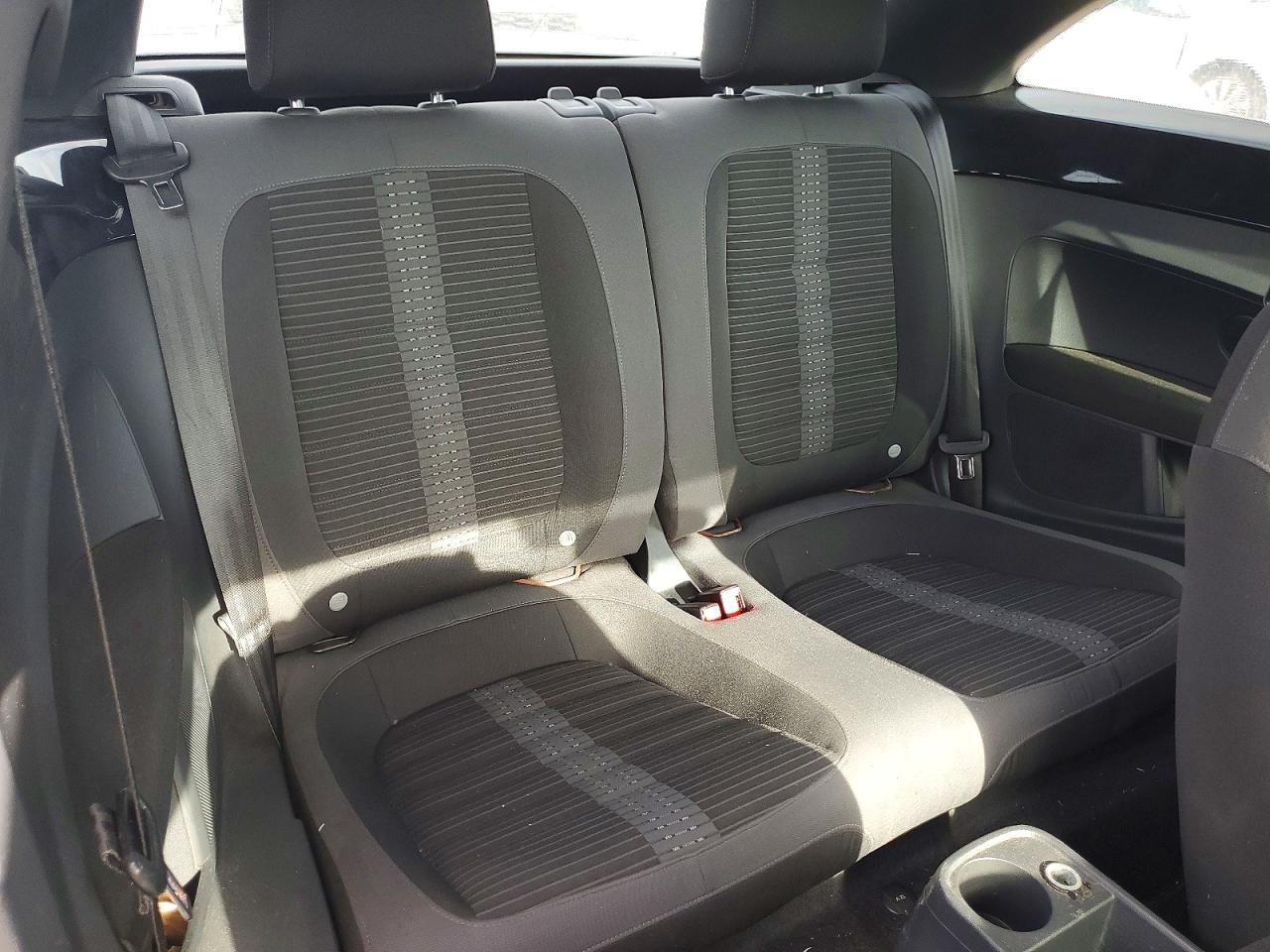 2012 Volkswagen Beetle Turbo Черный vin: 3VWVA7AT0CM621306