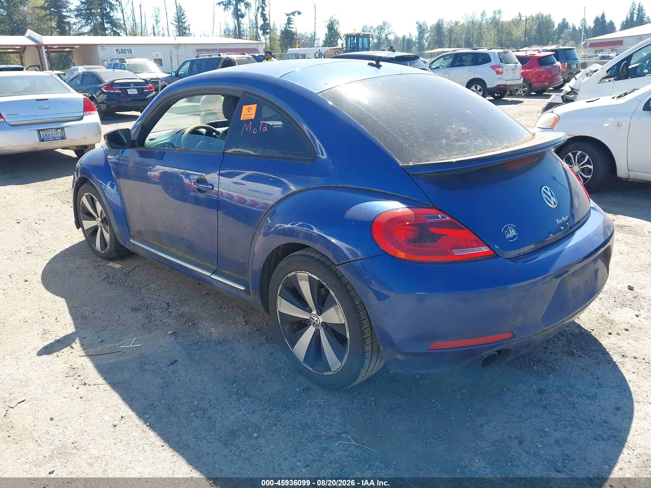 2012 Volkswagen Beetle 2.0t Turbo Синий vin: 3VWVA7AT1CM634436