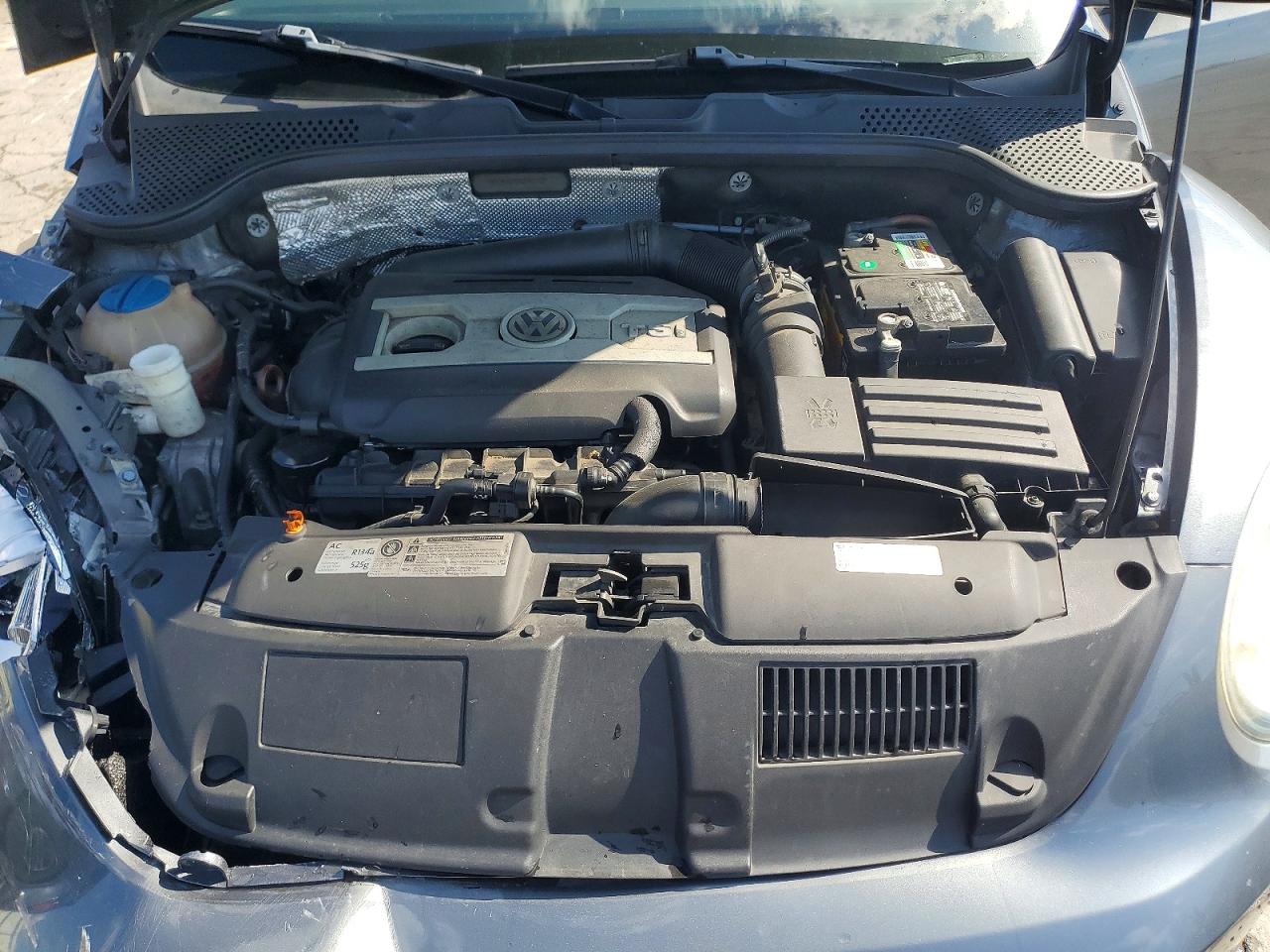 2012 Volkswagen Beetle Turbo Gray vin: 3VWVA7AT1CM638650