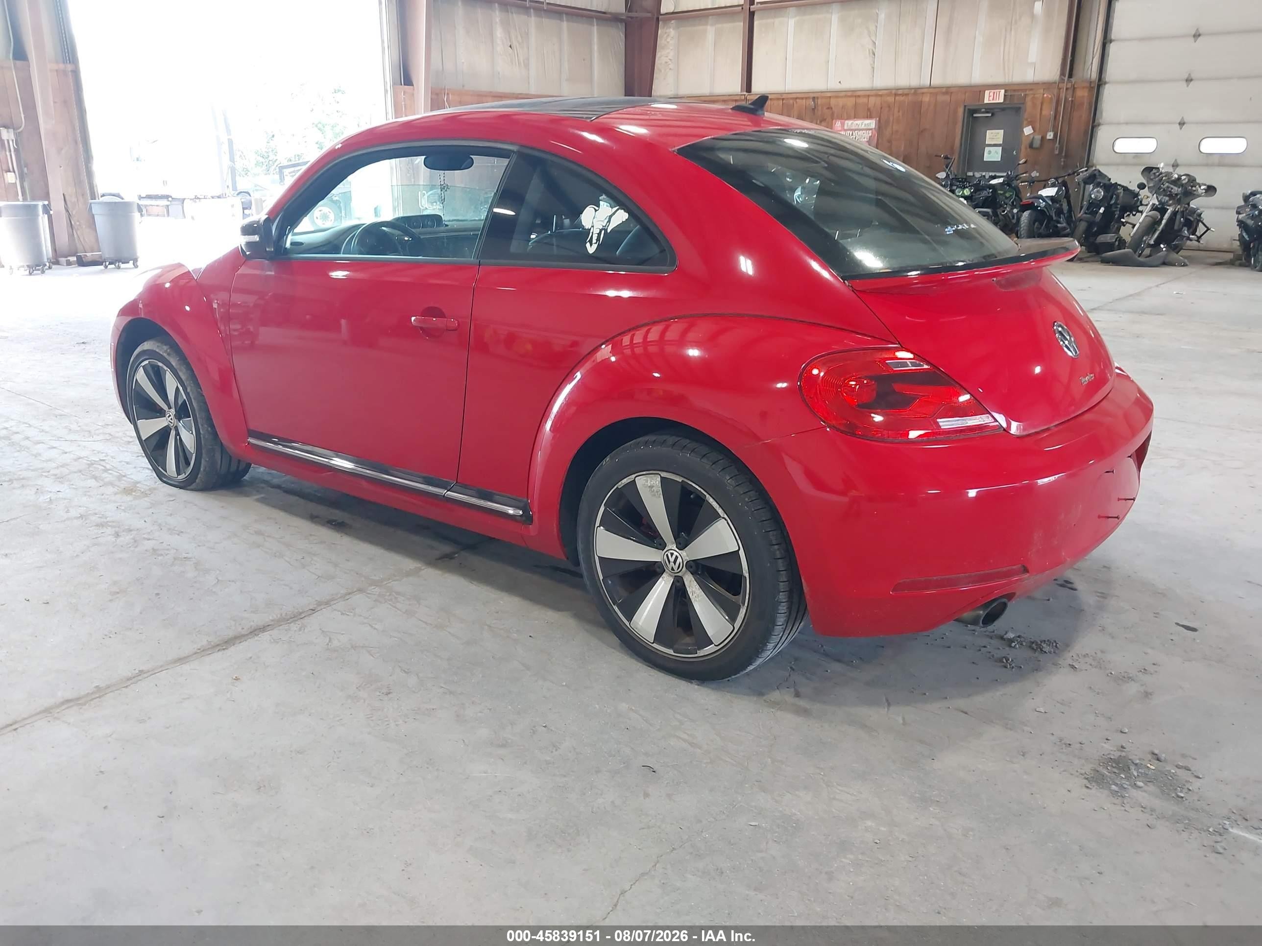 2013 Volkswagen Beetle 2.0t Turbo Red vin: 3VWVA7AT6DM609520