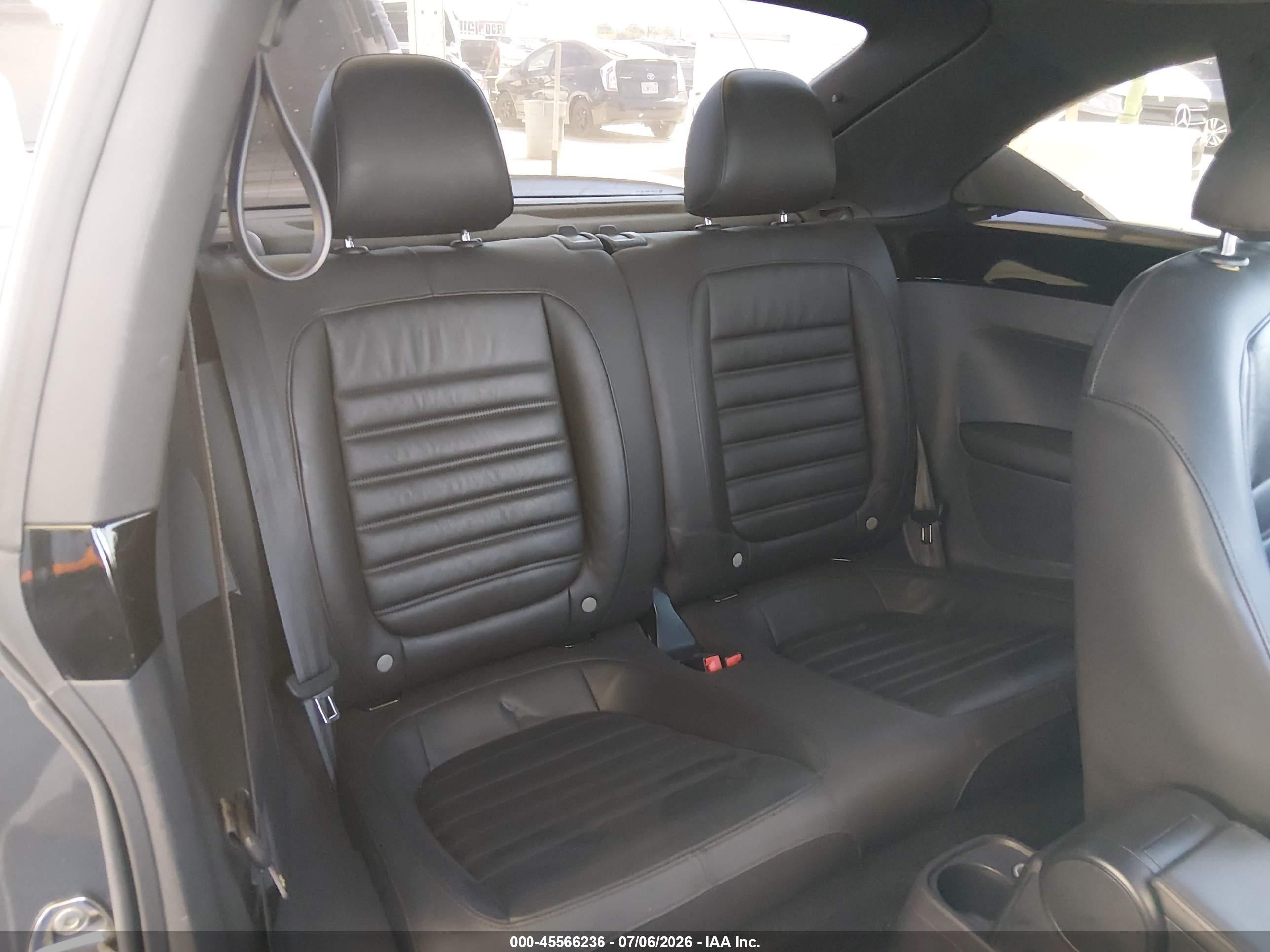 2012 Volkswagen Beetle Turbo Gray vin: 3VWVA7AT7CM641908