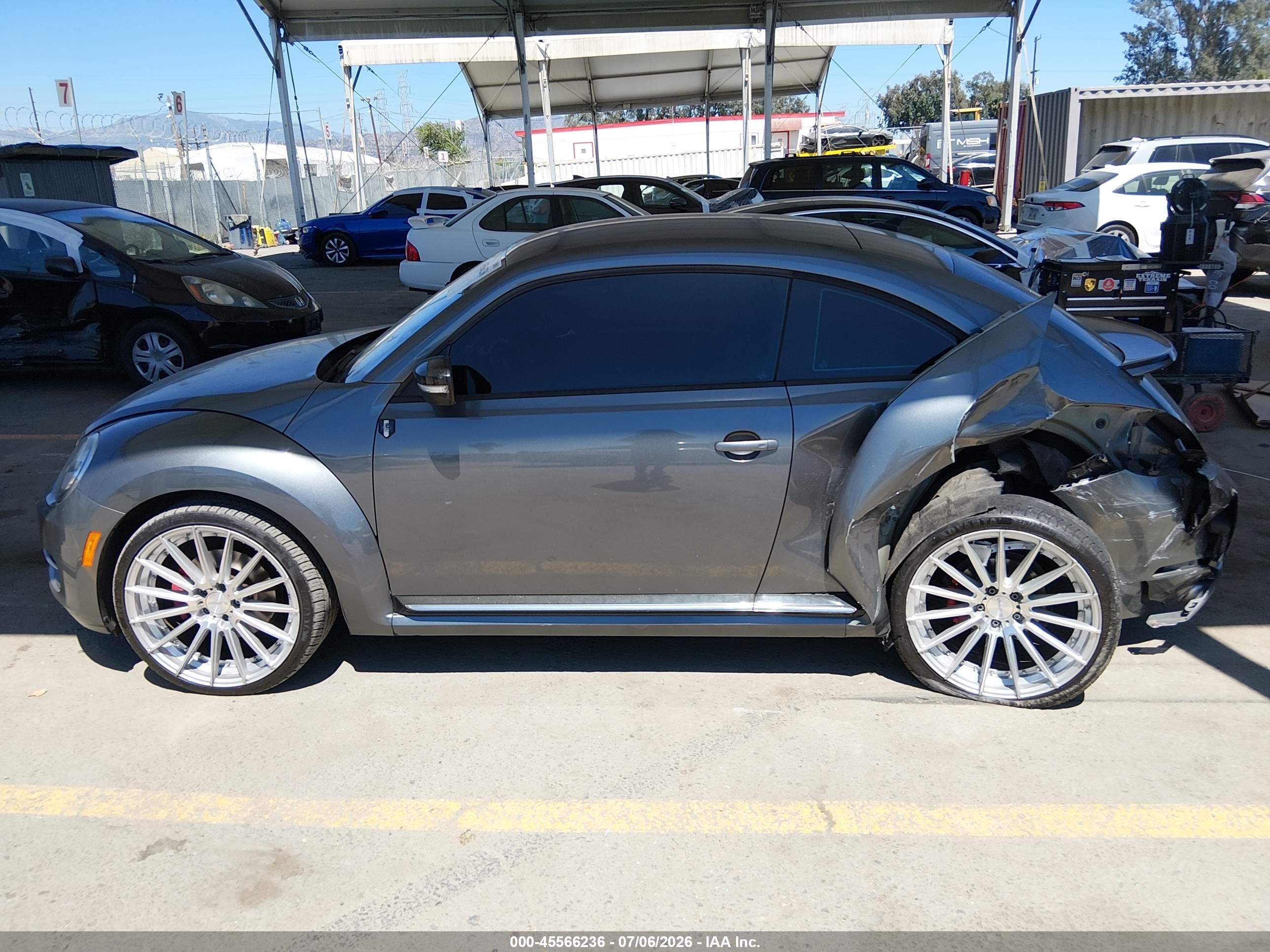 2012 Volkswagen Beetle Turbo Gray vin: 3VWVA7AT7CM641908