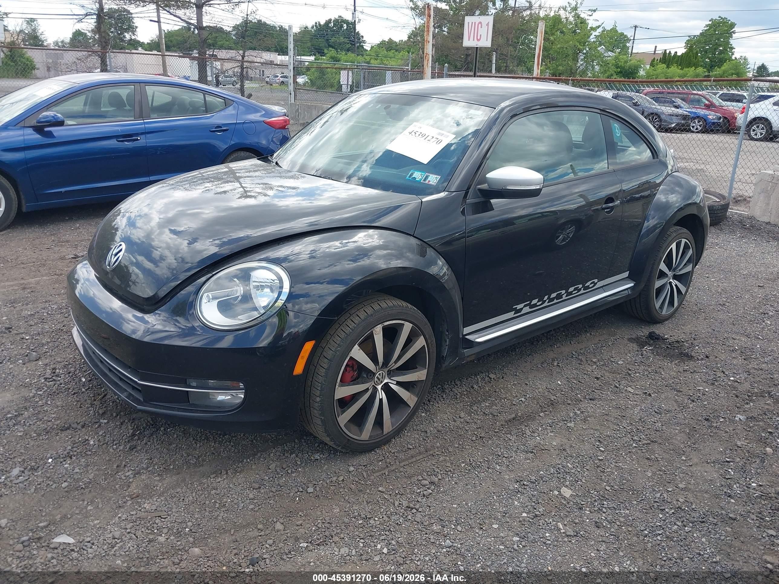 2012 Volkswagen Beetle 2.0t Turbo Launch Edition Черный vin: 3VWVA7AT8CM605564
