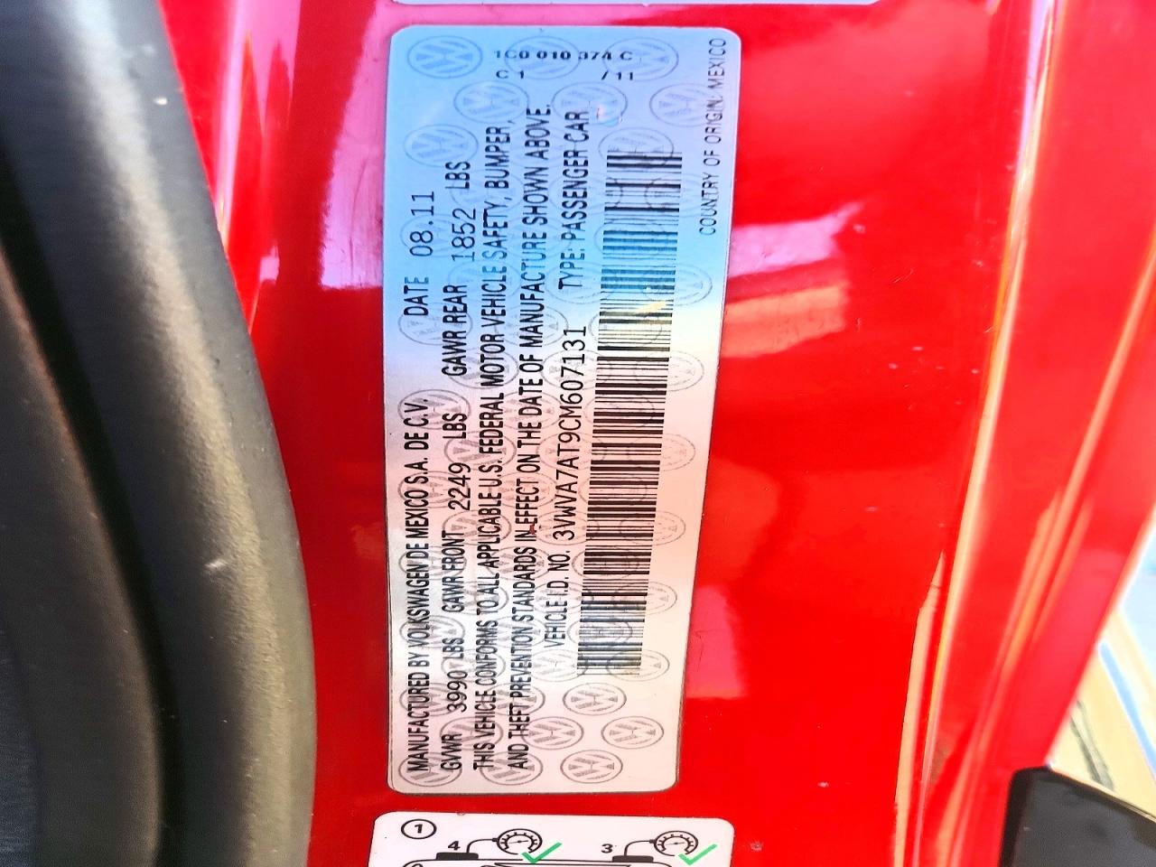 2012 Volkswagen Beetle Turbo Красный vin: 3VWVA7AT9CM607131