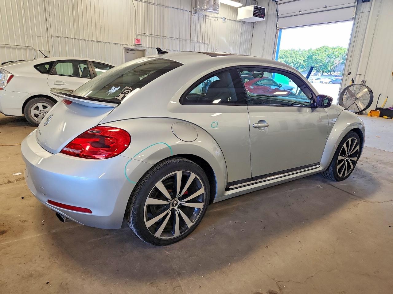 2012 Volkswagen Beetle Turbo Silver vin: 3VWVA7AT9CM630246