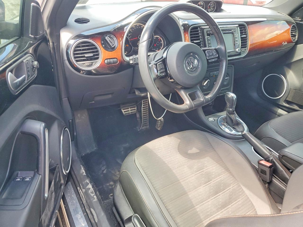 2013 Volkswagen Beetle Turbo Black vin: 3VWVA7ATXDM646506