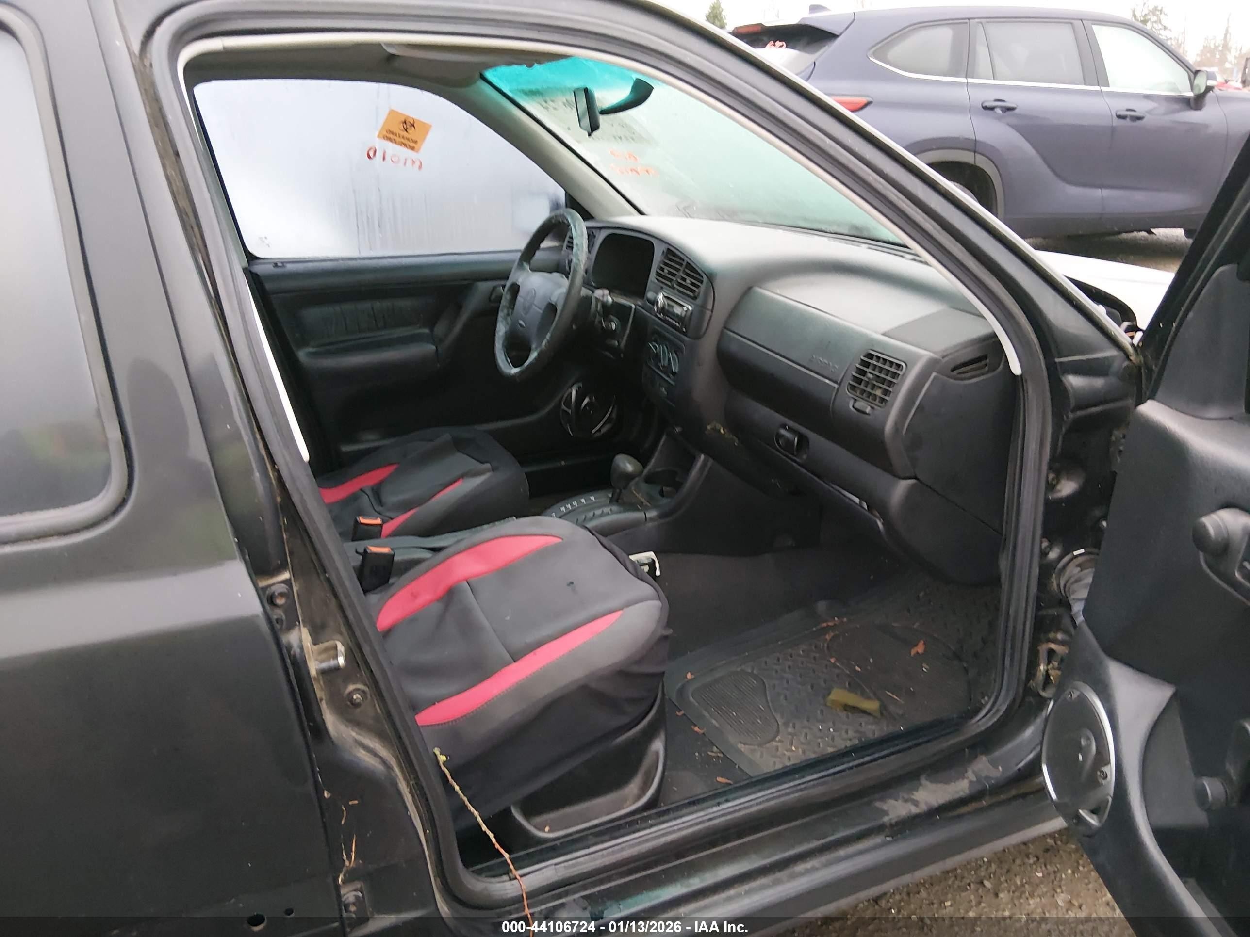 1997 Volkswagen Jetta Gt Black vin: 3VWVB81H8VM024583