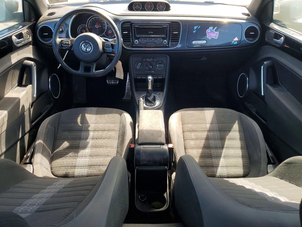2014 Volkswagen Beetle Turbo White vin: 3VWVS7AT7EM600789