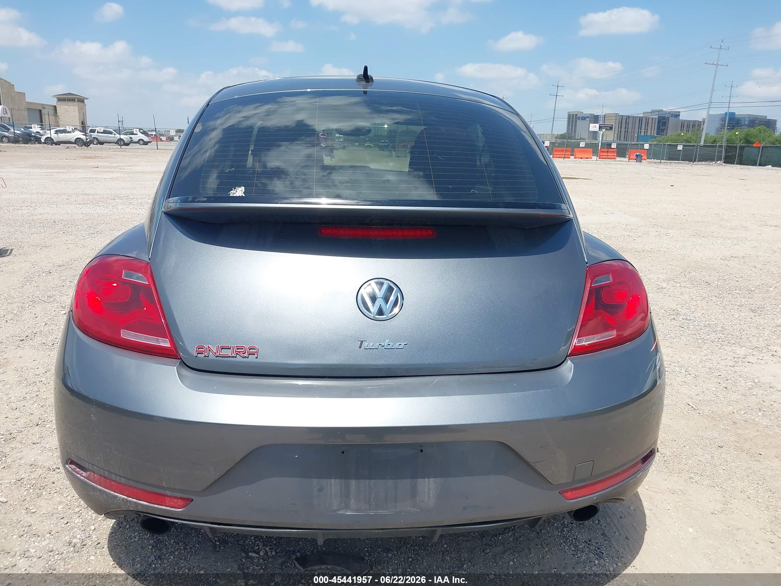 2014 Volkswagen Beetle 2.0t R-line Gray vin: 3VWVS7ATXEM631308