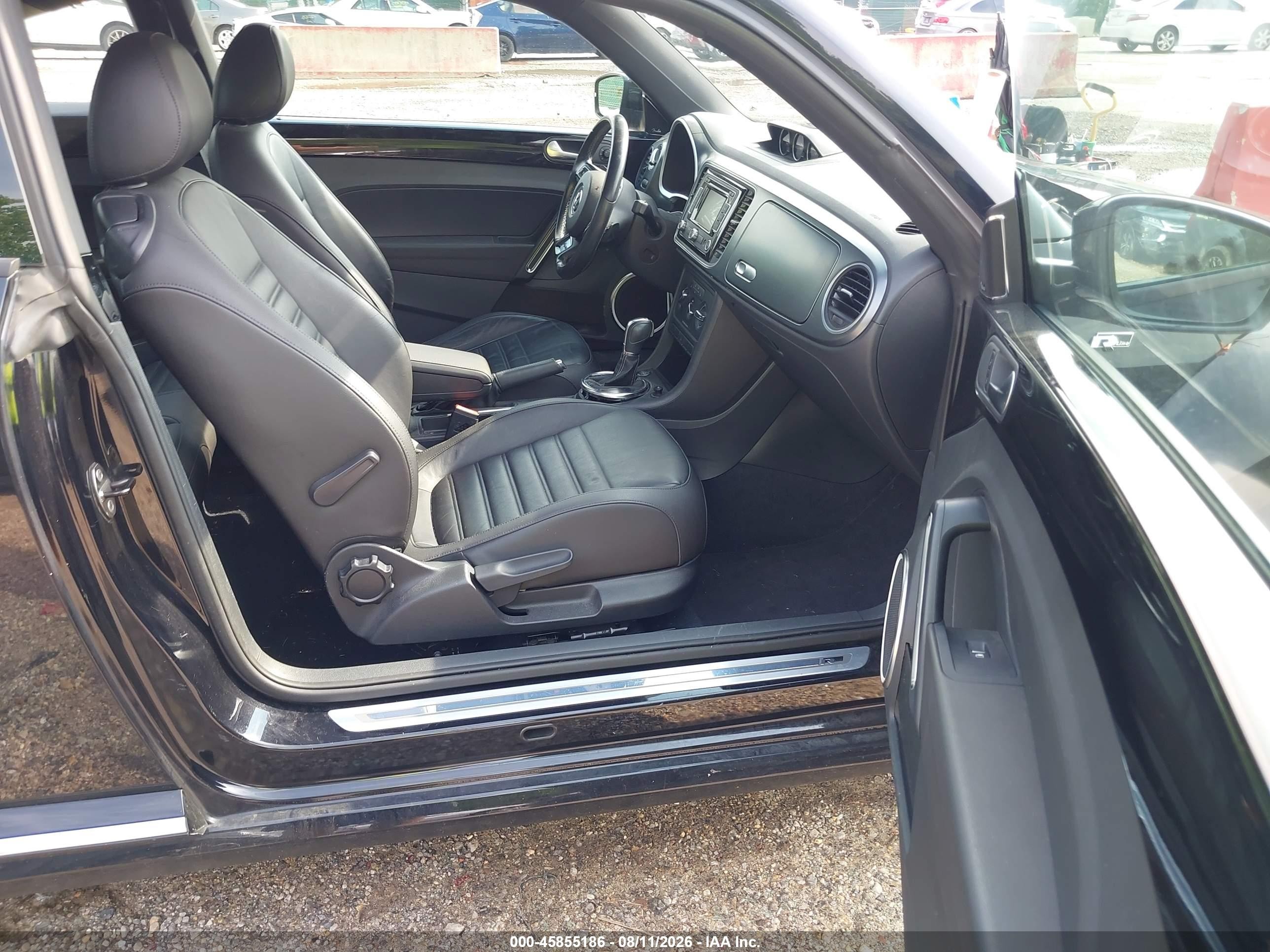 2014 Volkswagen Beetle 2.0t R-line Черный vin: 3VWVT7AT1EM630187