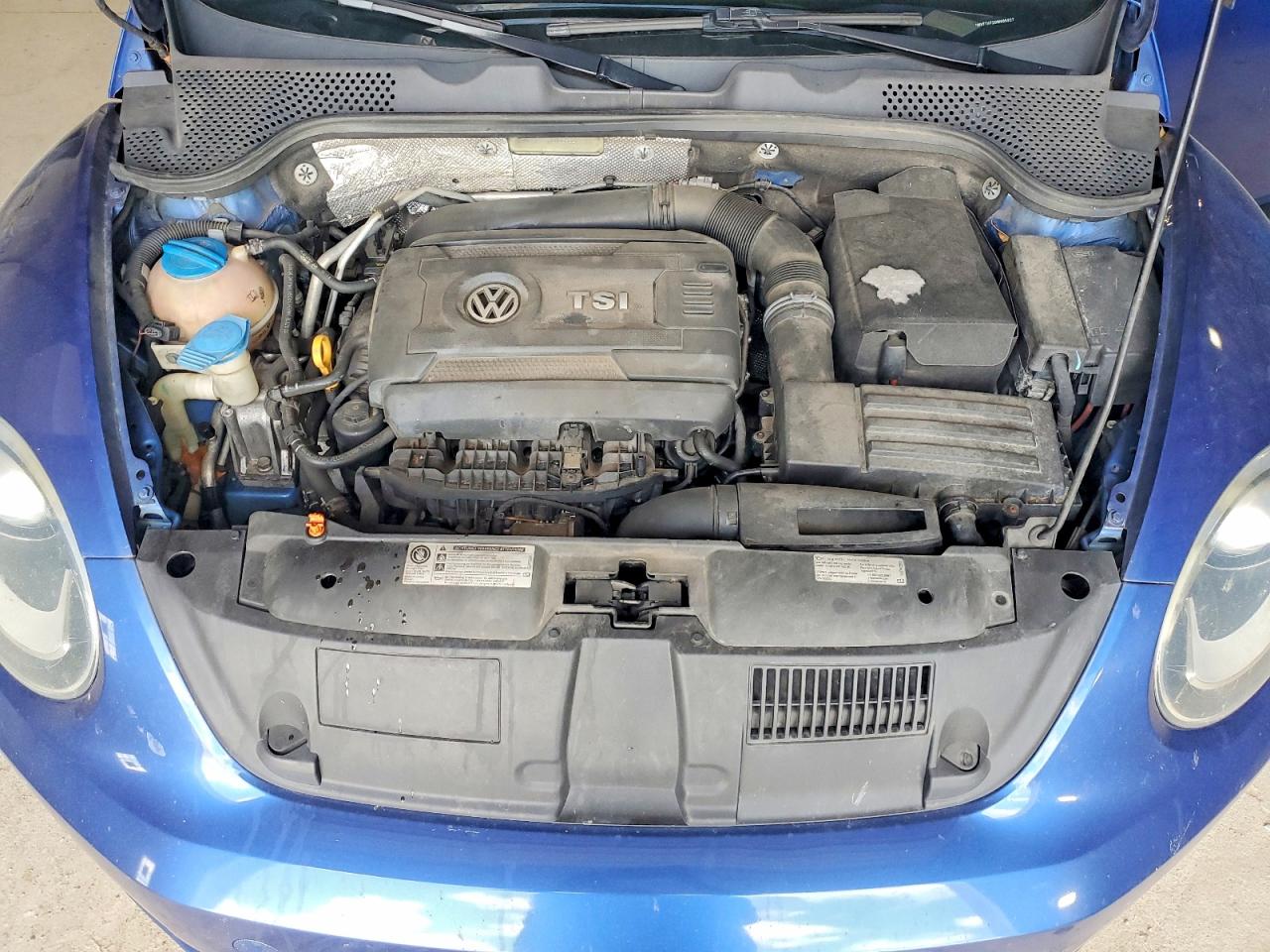 2013 Volkswagen Beetle Turbo Blue vin: 3VWVT7AT2DM685827