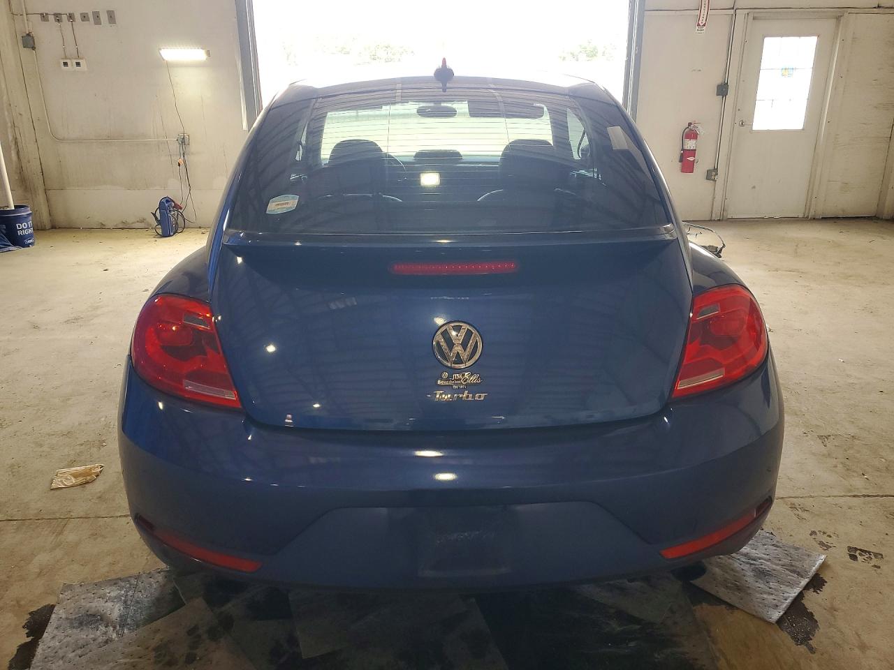 2013 Volkswagen Beetle Turbo Blue vin: 3VWVT7AT2DM685827