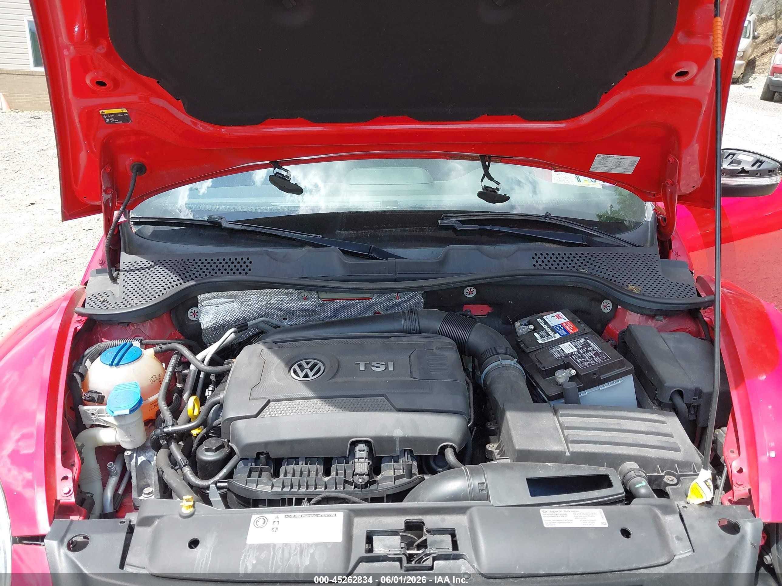 2014 Volkswagen Beetle 2.0t R-line Red vin: 3VWVT7AT2EM613981