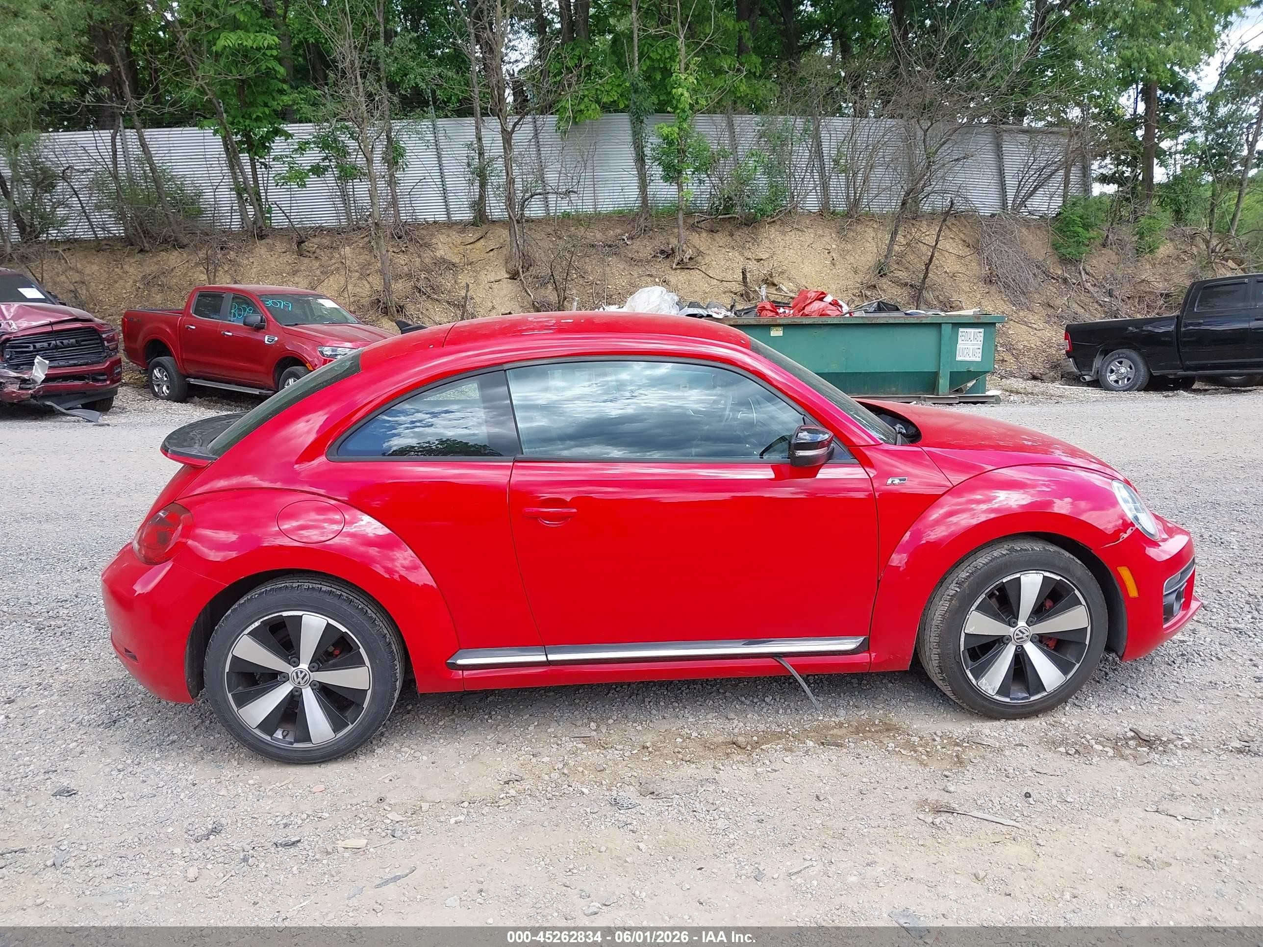 2014 Volkswagen Beetle 2.0t R-line Red vin: 3VWVT7AT2EM613981