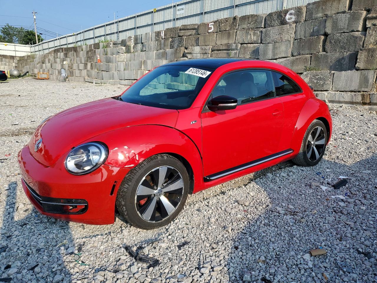 2015 Volkswagen Beetle R-line Red vin: 3VWVT7AT2FM646240
