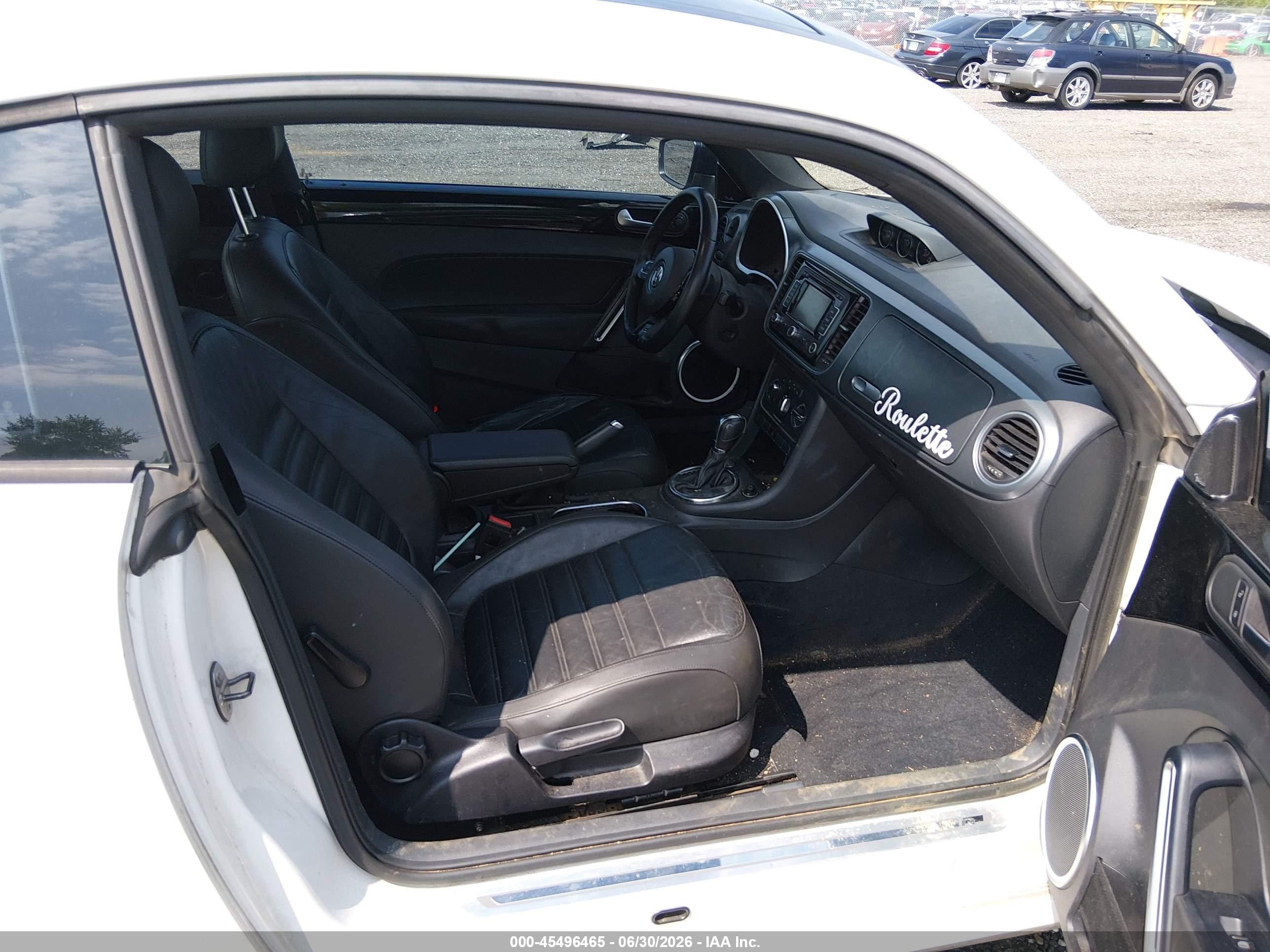 2013 Volkswagen Beetle R-line White vin: 3VWVT7AT3DM679731