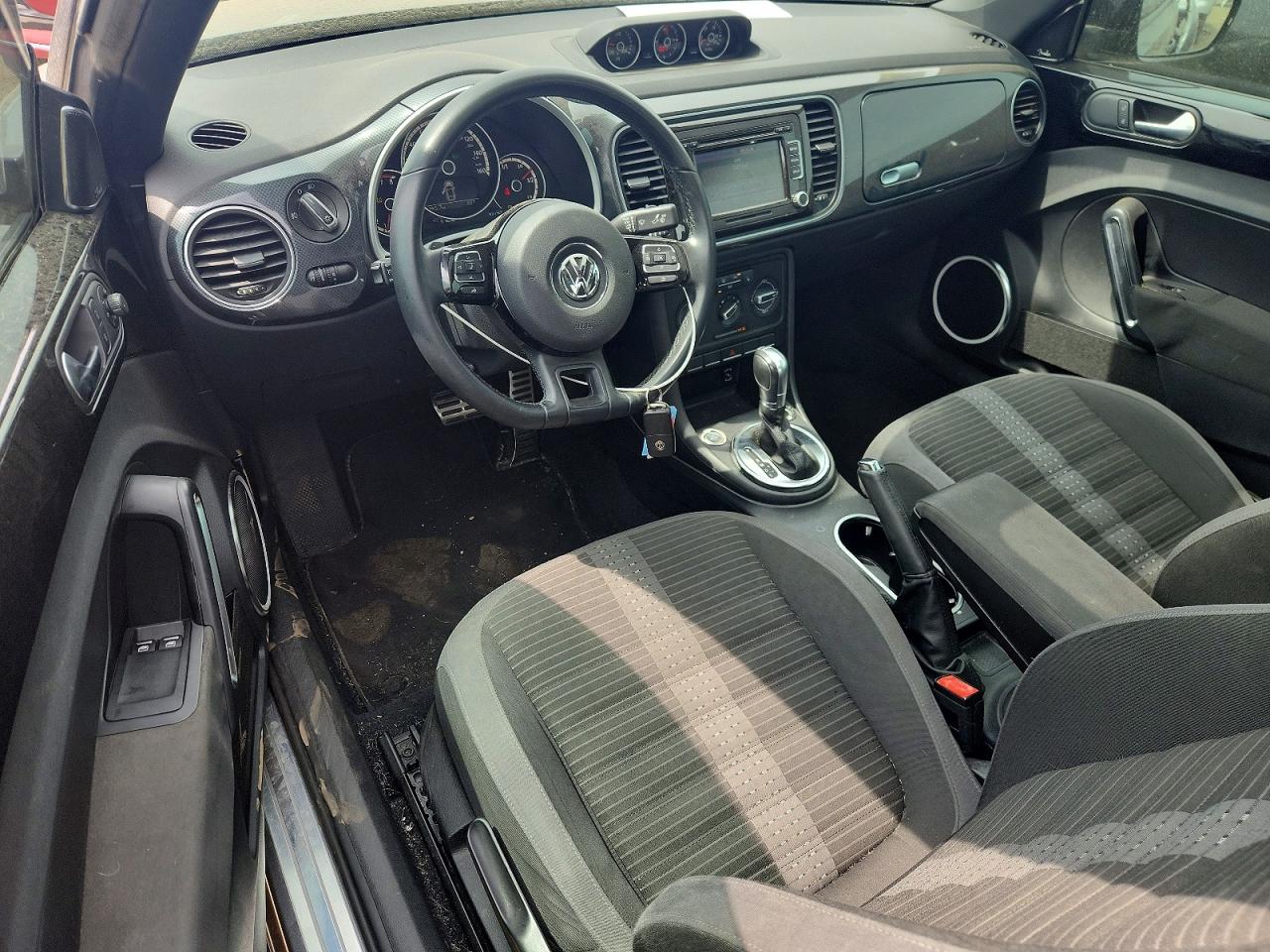 2014 Volkswagen Beetle Turbo Gray vin: 3VWVT7AT3EM608840