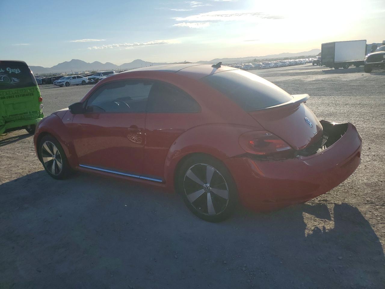 2014 Volkswagen Beetle Turbo Red vin: 3VWVT7AT6EM603552