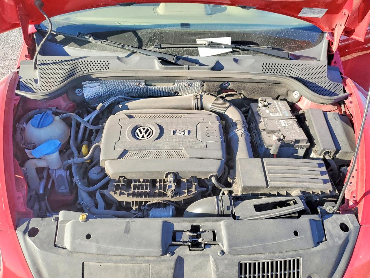 2014 Volkswagen Beetle Turbo Red vin: 3VWVT7AT6EM603552