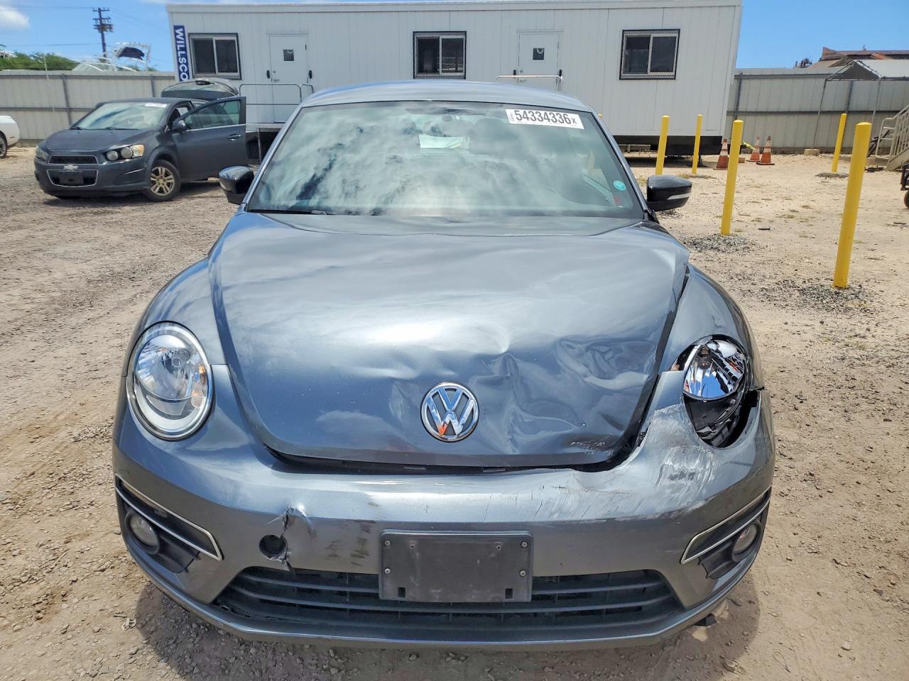 2014 Volkswagen Beetle Turbo Gray vin: 3VWVT7AT6EM662472