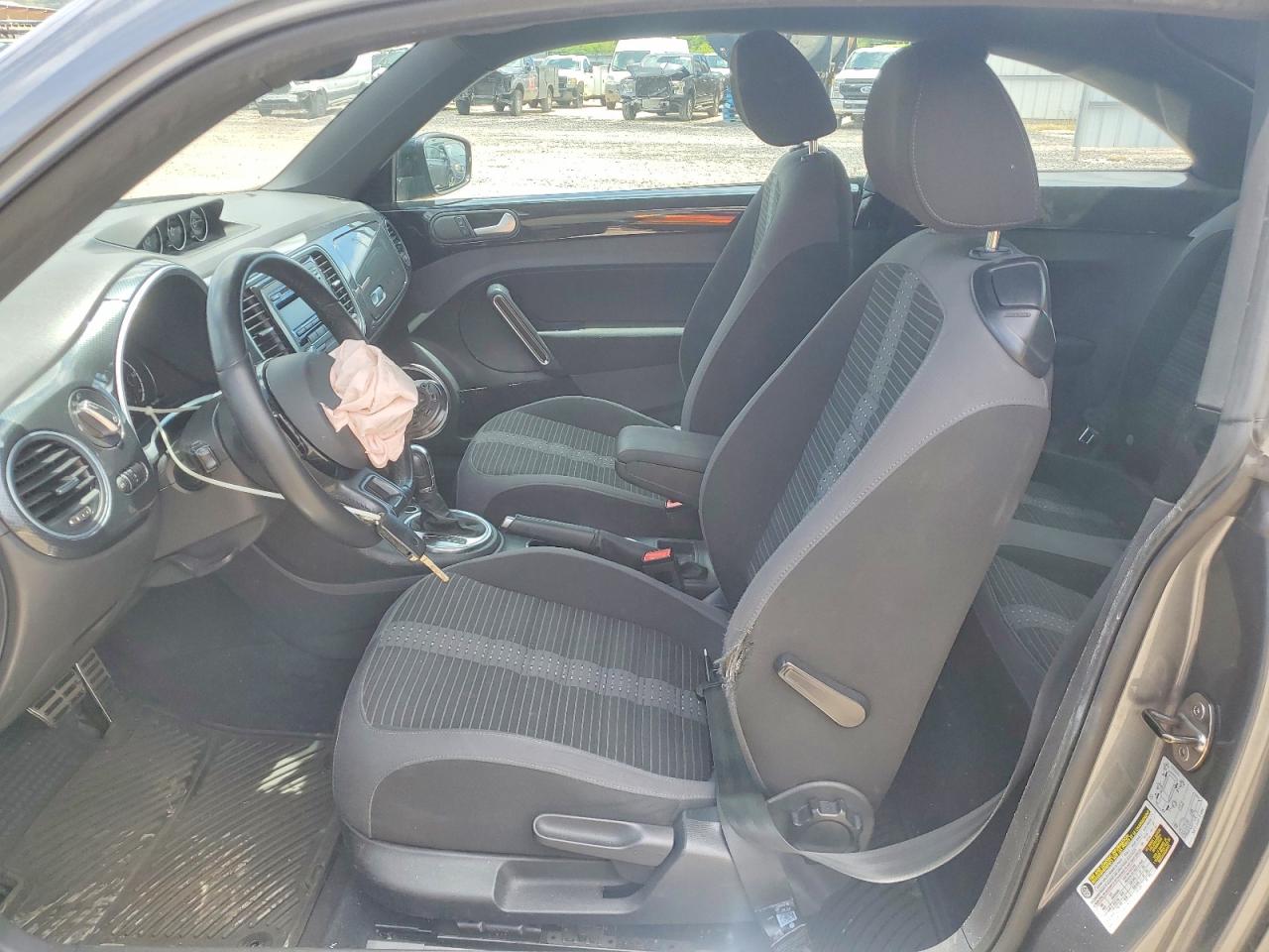 2014 Volkswagen Beetle Turbo Gray vin: 3VWVT7AT6EM662472