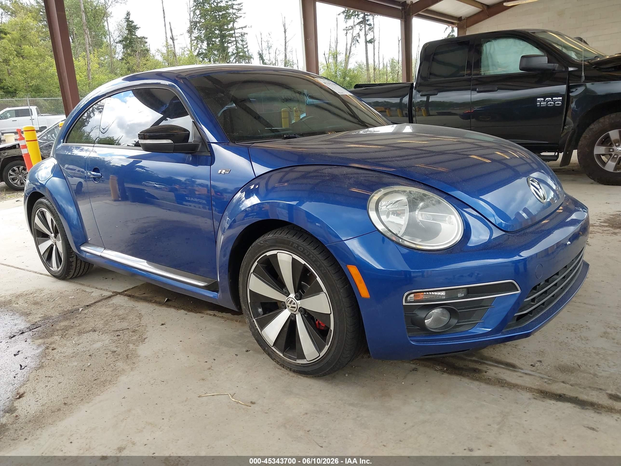 2014 Volkswagen Beetle 2.0t R-line Blue vin: 3VWVT7AT8EM663882