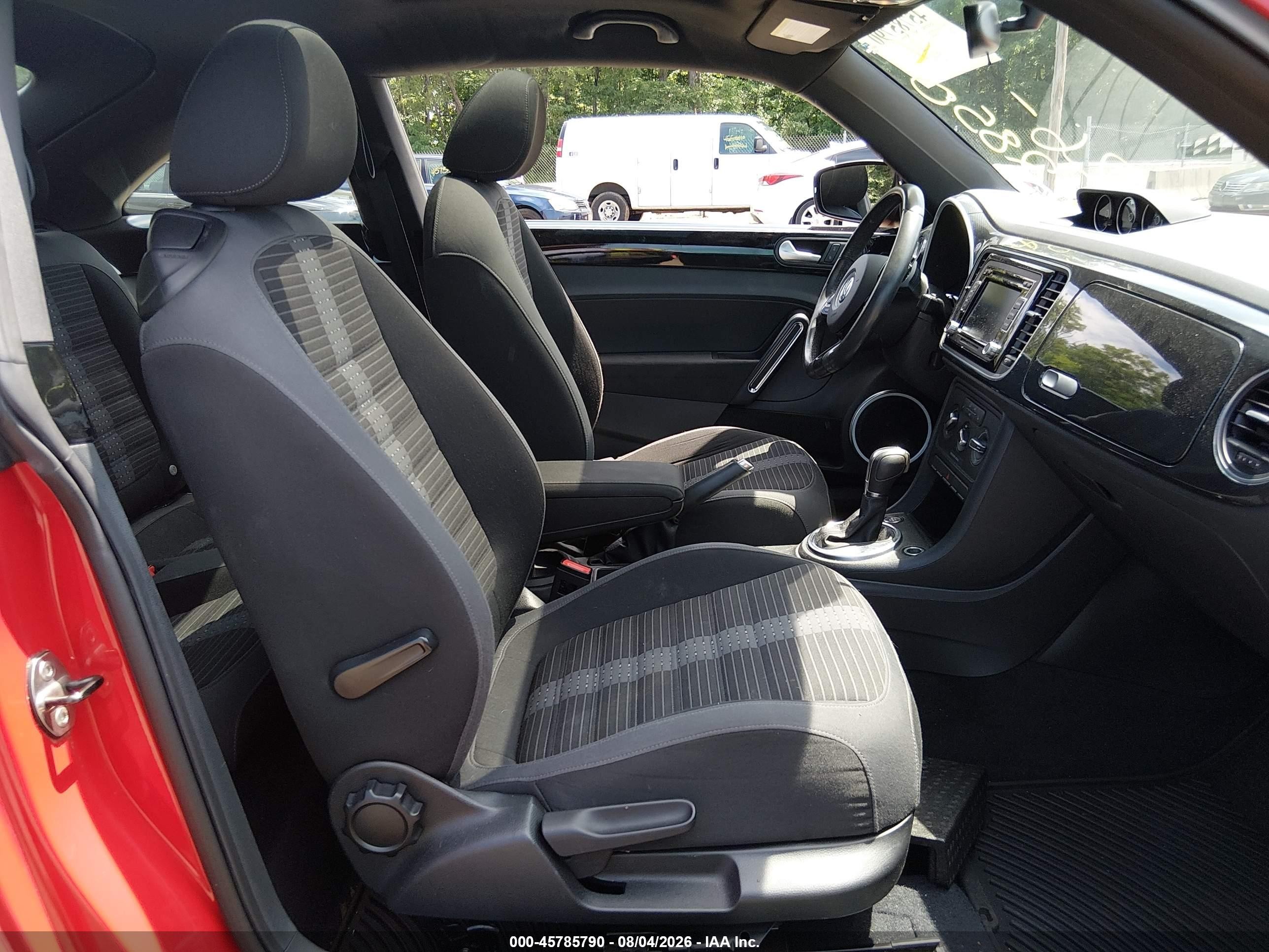 2014 Volkswagen Beetle 2.0t R-line Red vin: 3VWVT7ATXEM636831