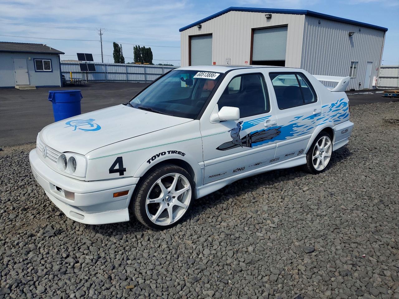 1996 Volkswagen Jetta Trek White vin: 3VWWA81H0TM105498