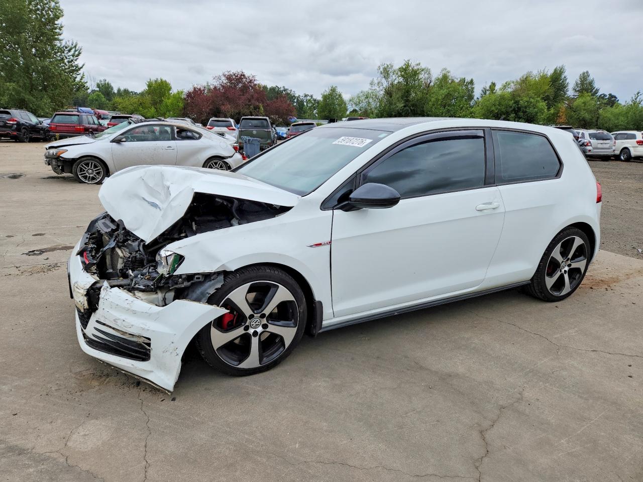 2015 Volkswagen Gti White vin: 3VWYT7AU2FM052690