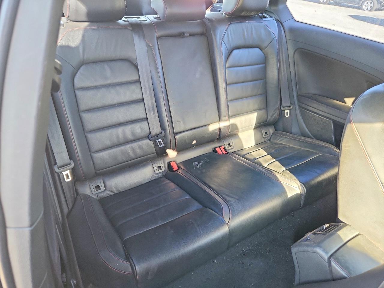 2015 Volkswagen Gti Black vin: 3VWYT7AU4FM047992