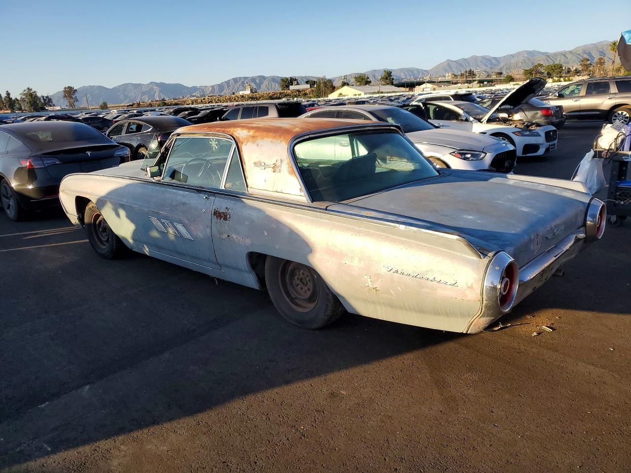 1963 Ford Thunderbird Gray vin: 3Y83Z105329