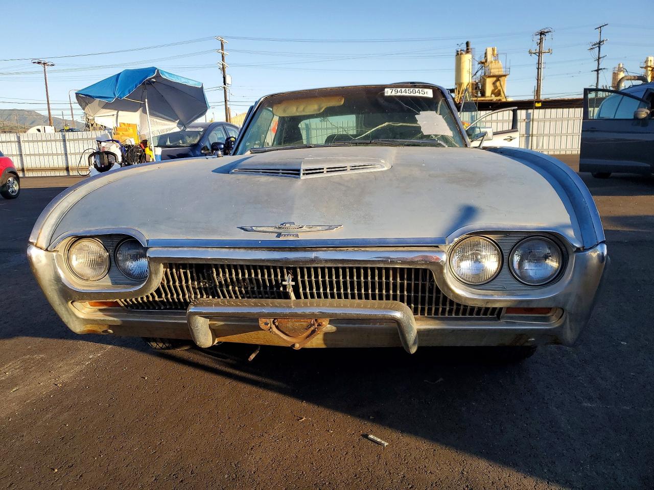 1963 Ford Thunderbird Gray vin: 3Y83Z105329