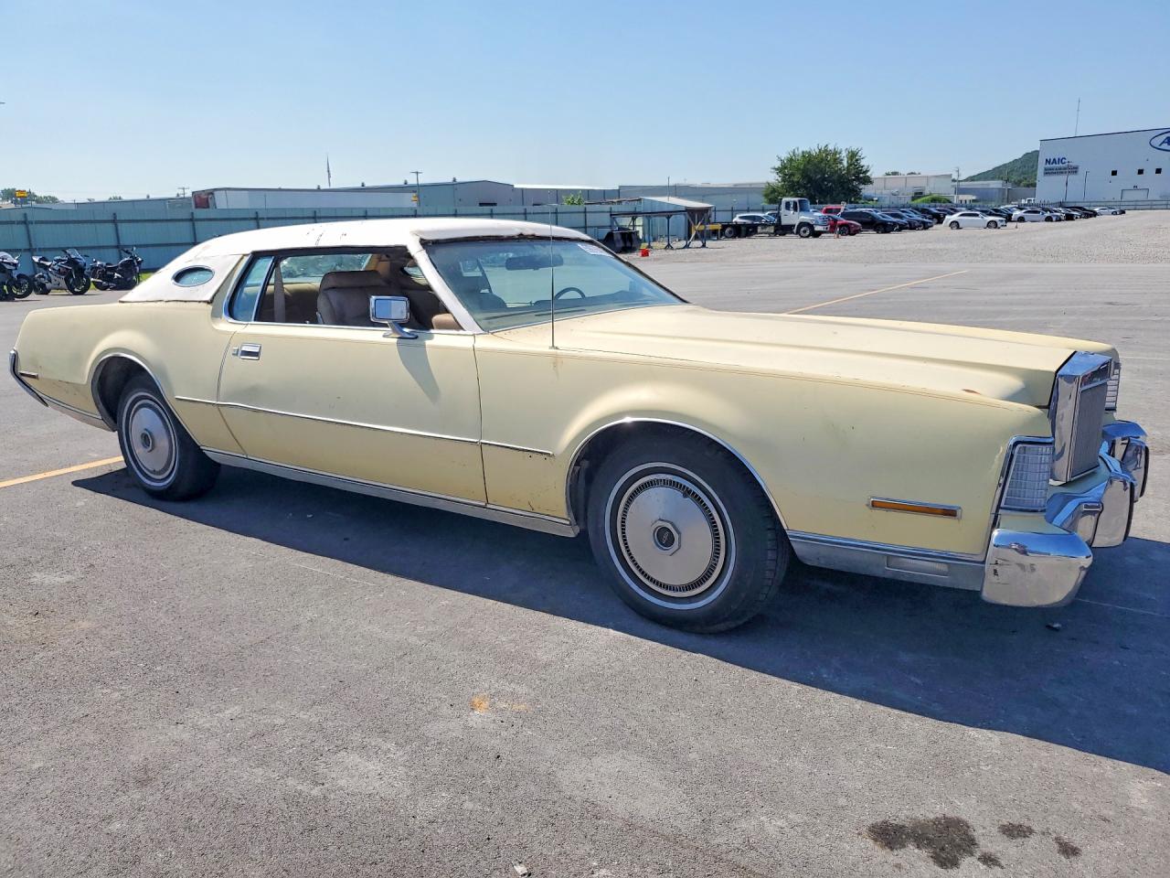 1973 Lincoln Continental Mk4 Cream vin: 3Y89A923931